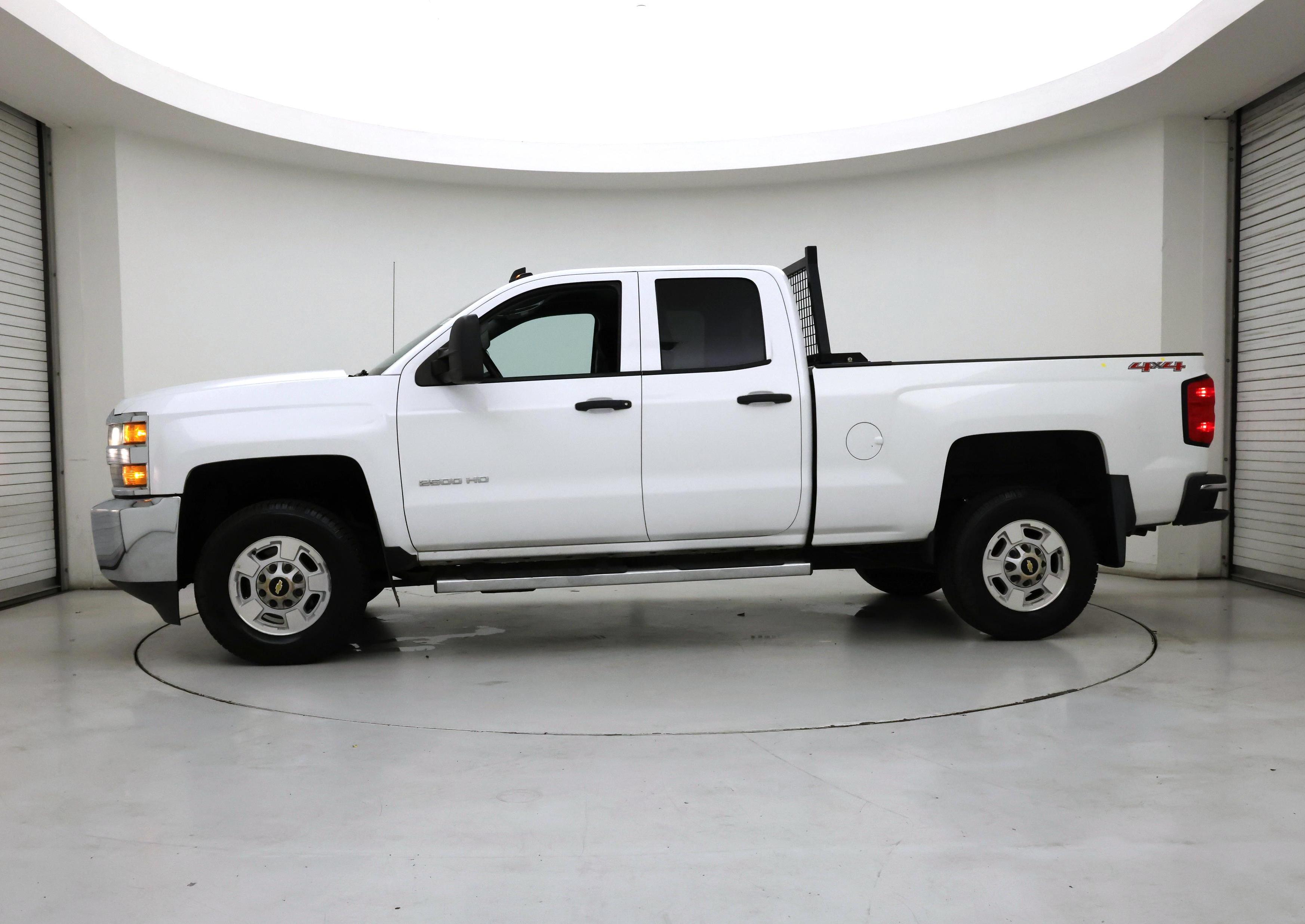 Thumbnail: 2015 Chevrolet Silverado 2500 - 3