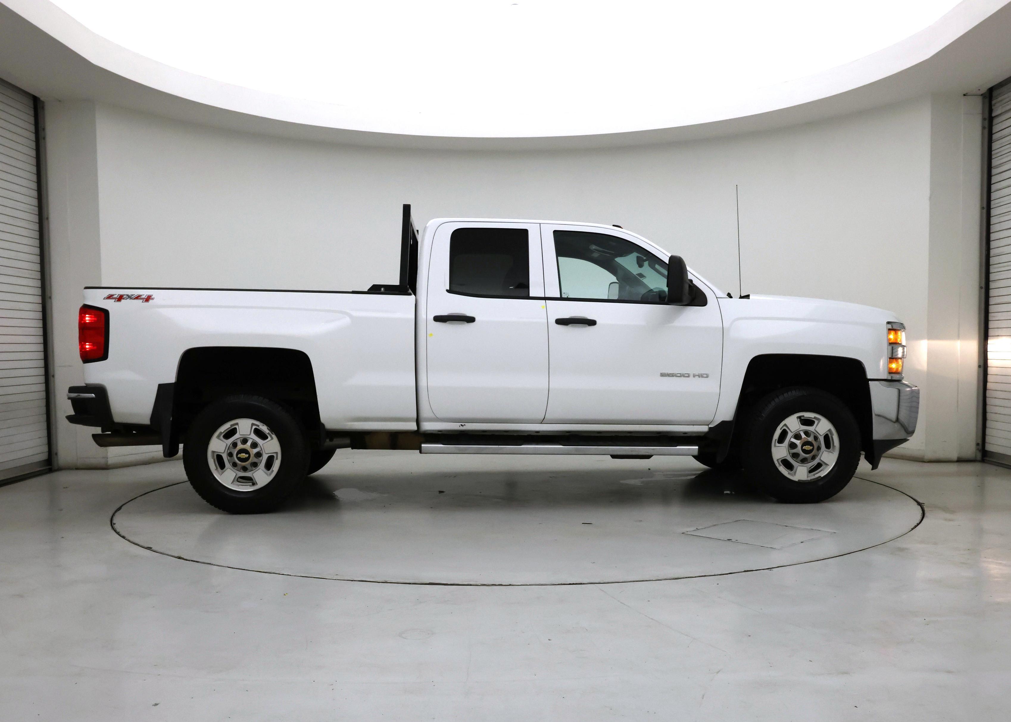 Thumbnail: 2015 Chevrolet Silverado 2500 - 7