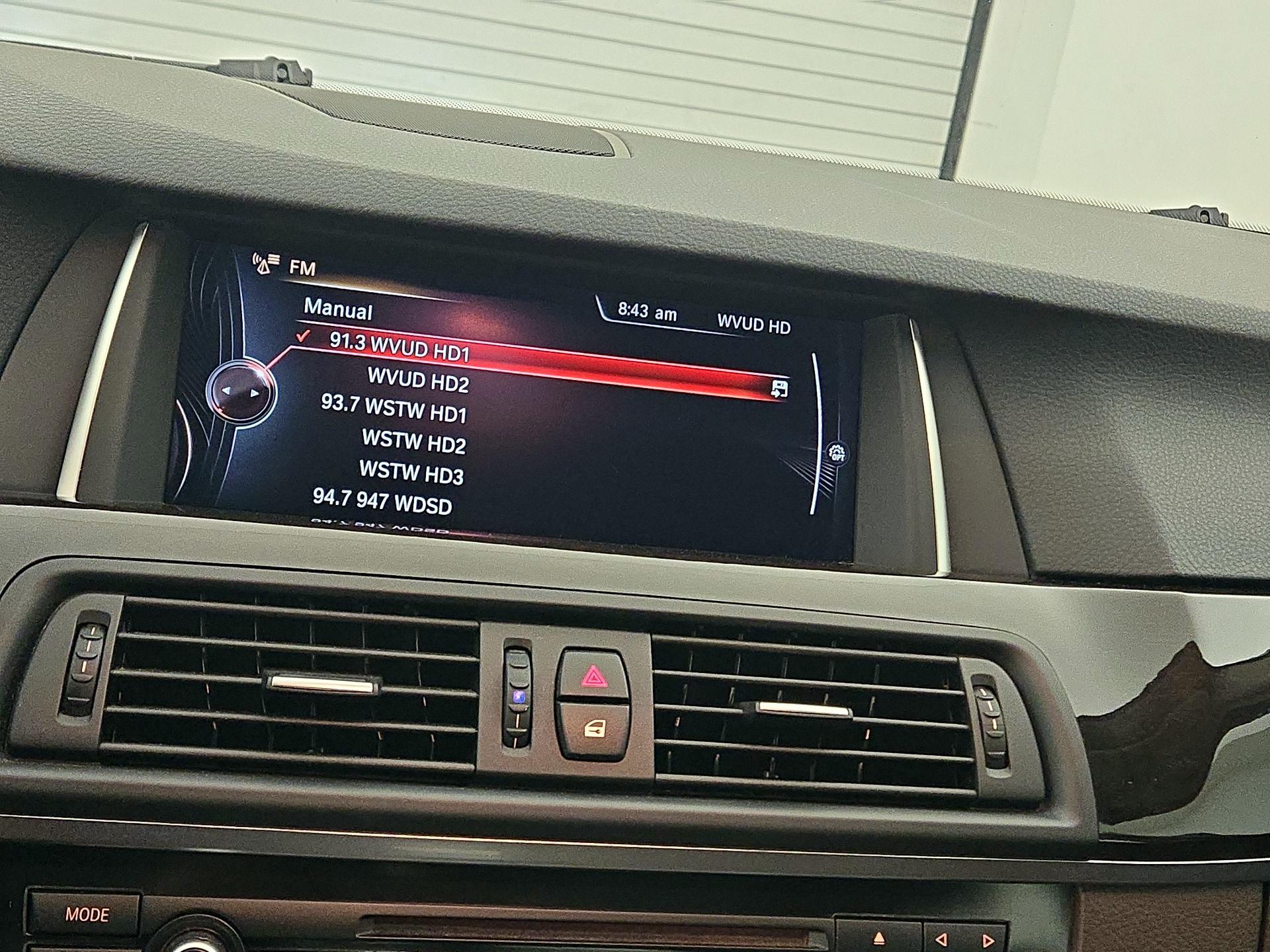 Thumbnail: 2015 BMW 5 Series - 16