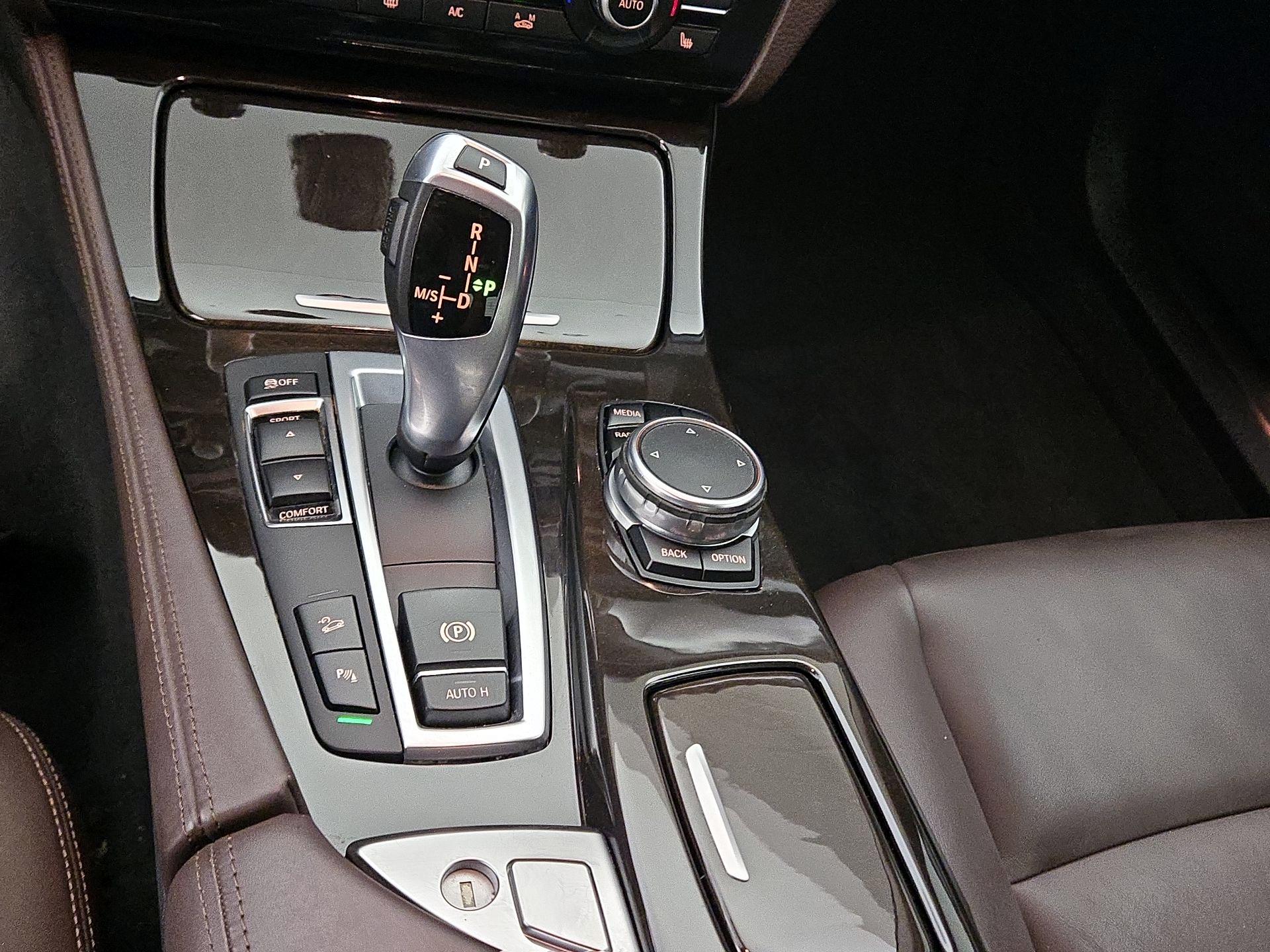 Thumbnail: 2015 BMW 5 Series - 18