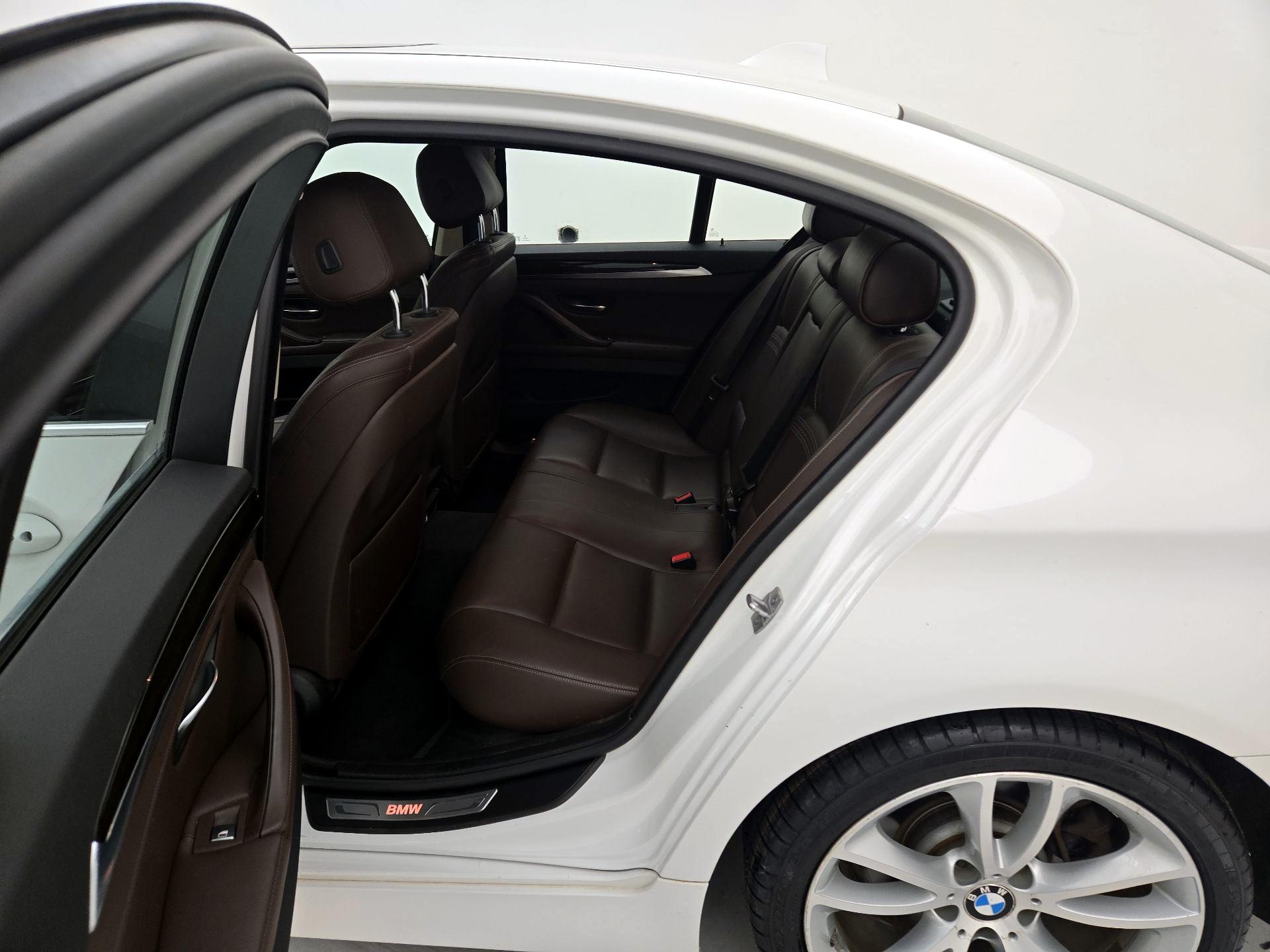Thumbnail: 2015 BMW 5 Series - 19