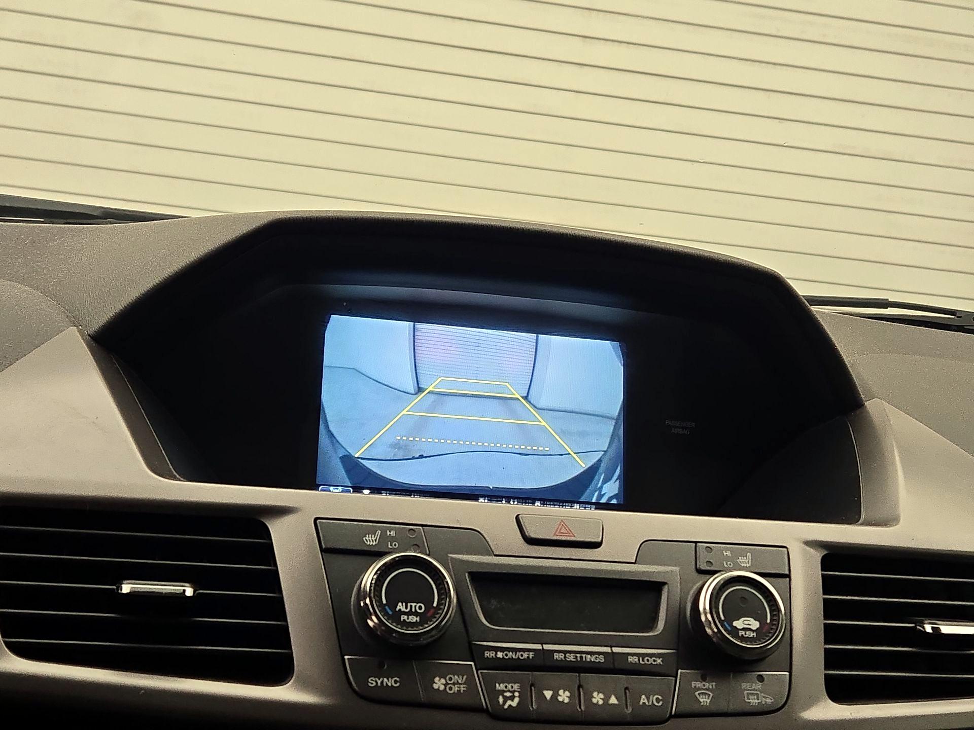 Thumbnail: 2017 Honda Odyssey - 14