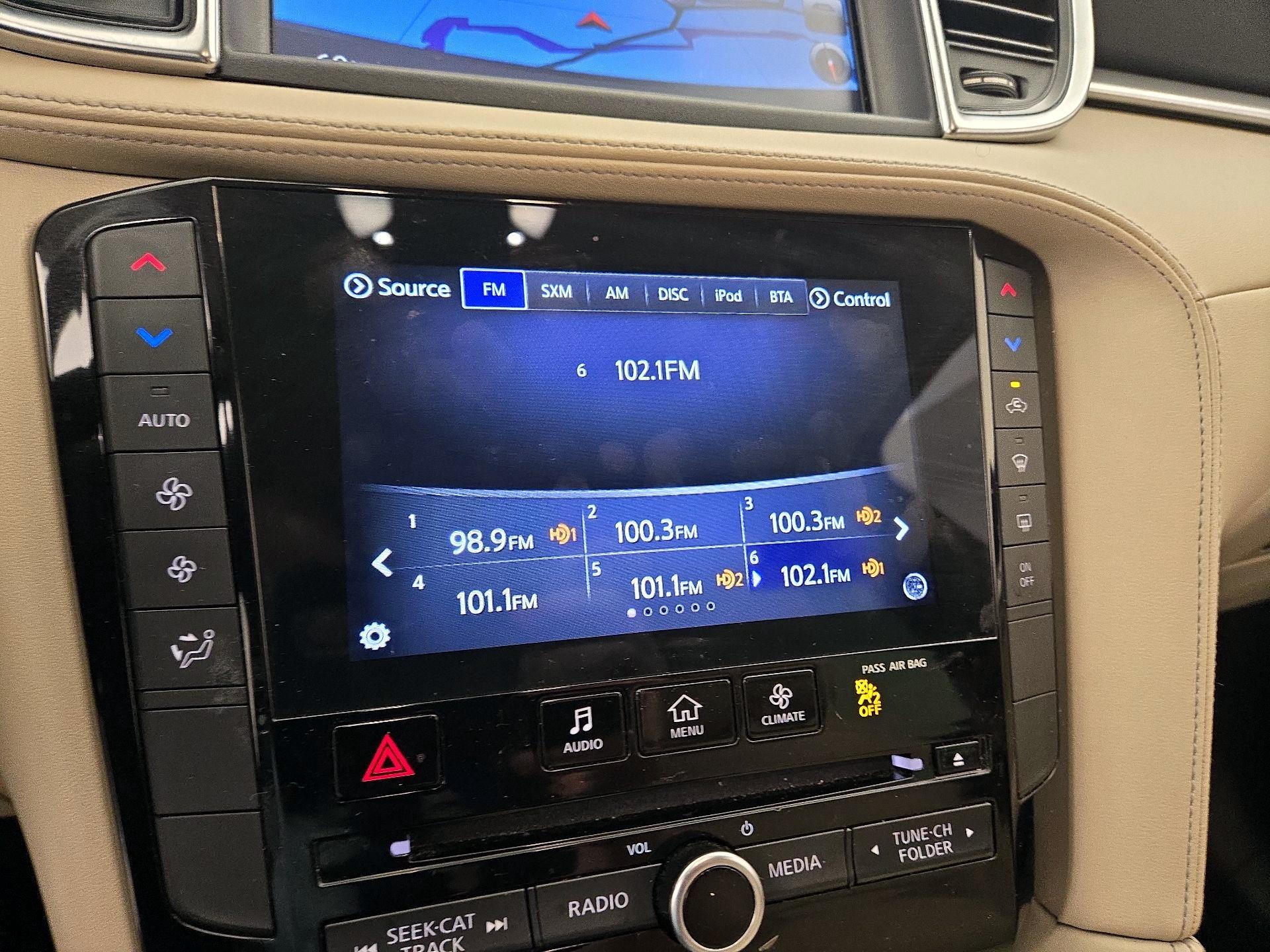 Thumbnail: 2019 INFINITI QX50 - 16