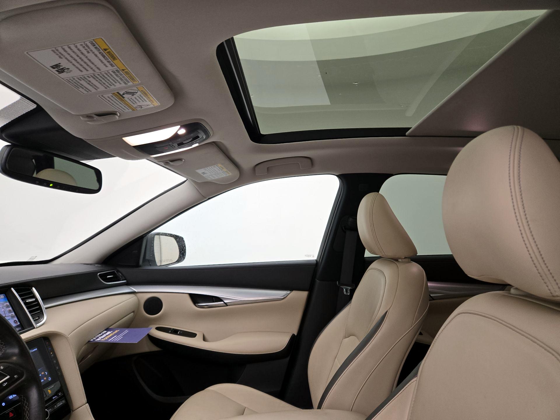 Thumbnail: 2019 INFINITI QX50 - 20
