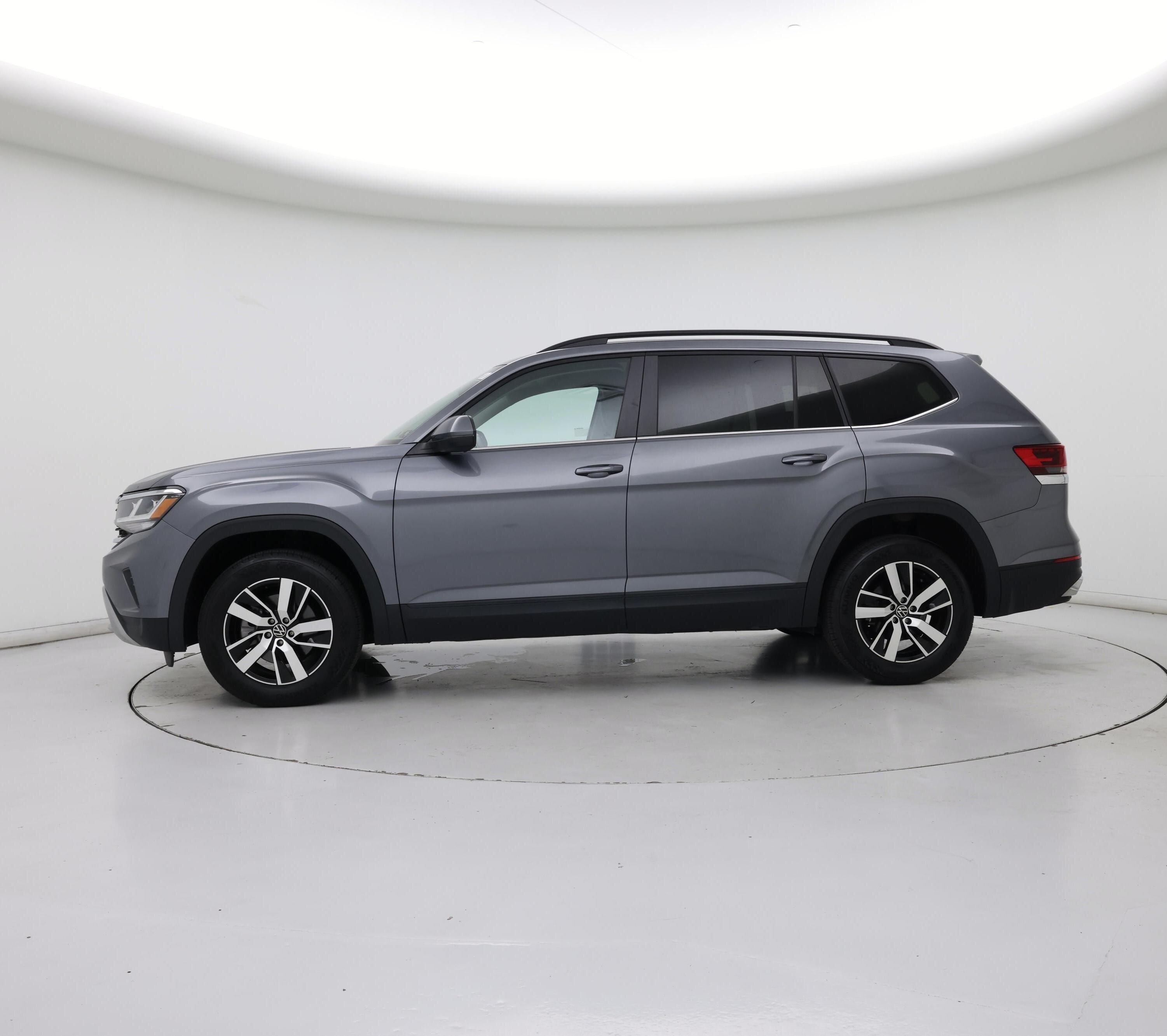 Thumbnail: 2022 Volkswagen Atlas - 3