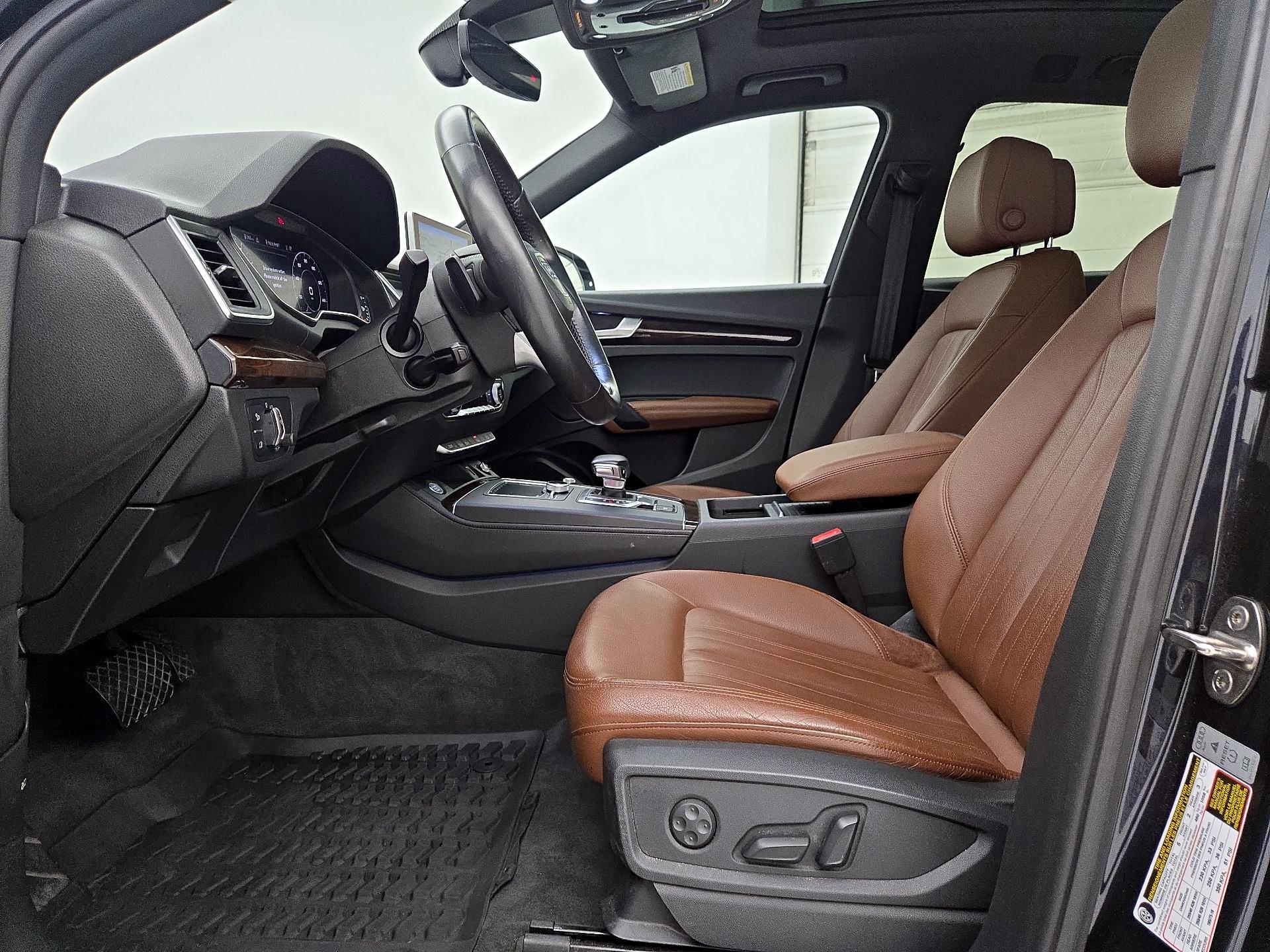 Thumbnail: 2019 Audi Q5 - 11