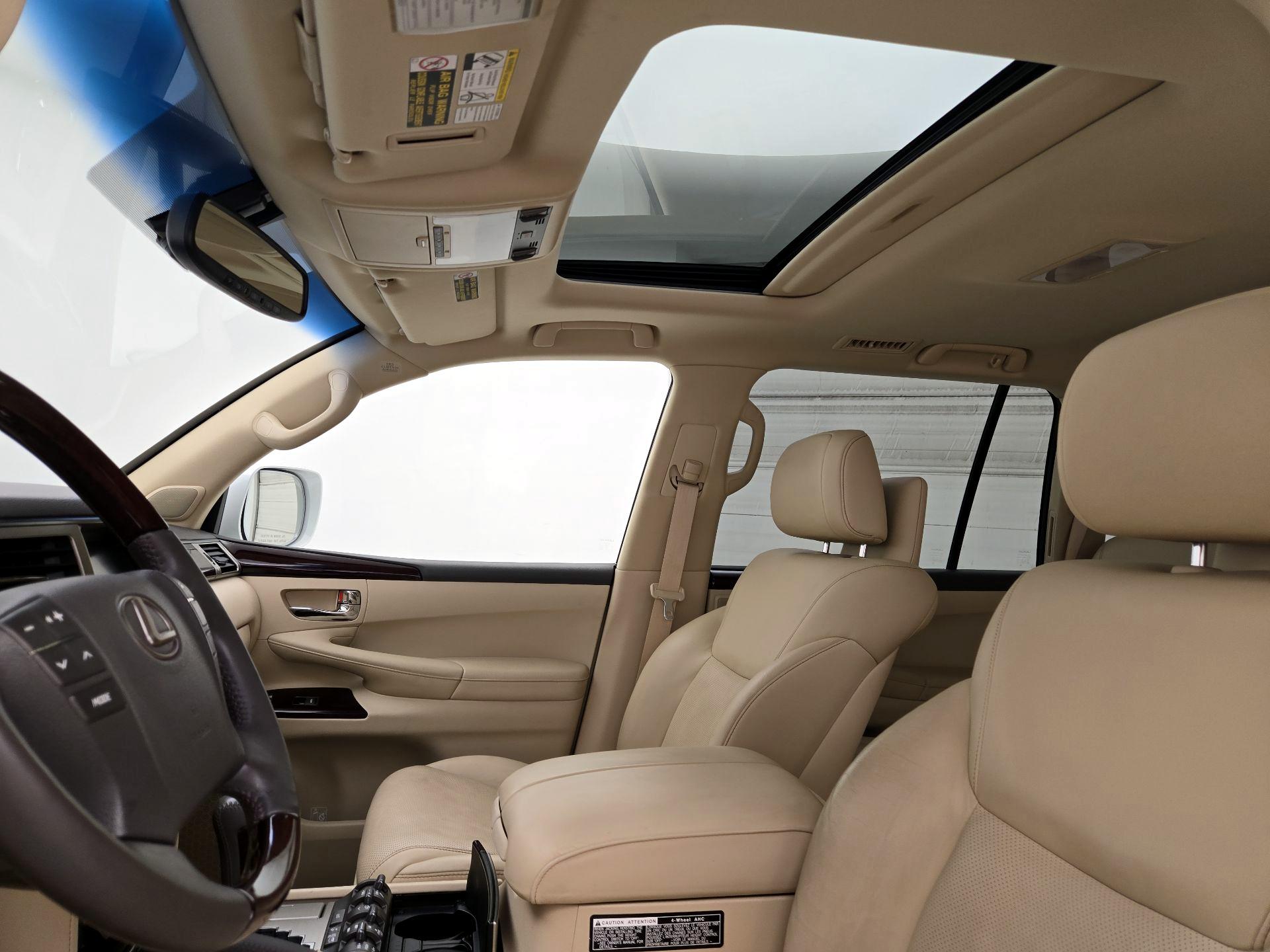 Thumbnail: 2013 Lexus LX - 20