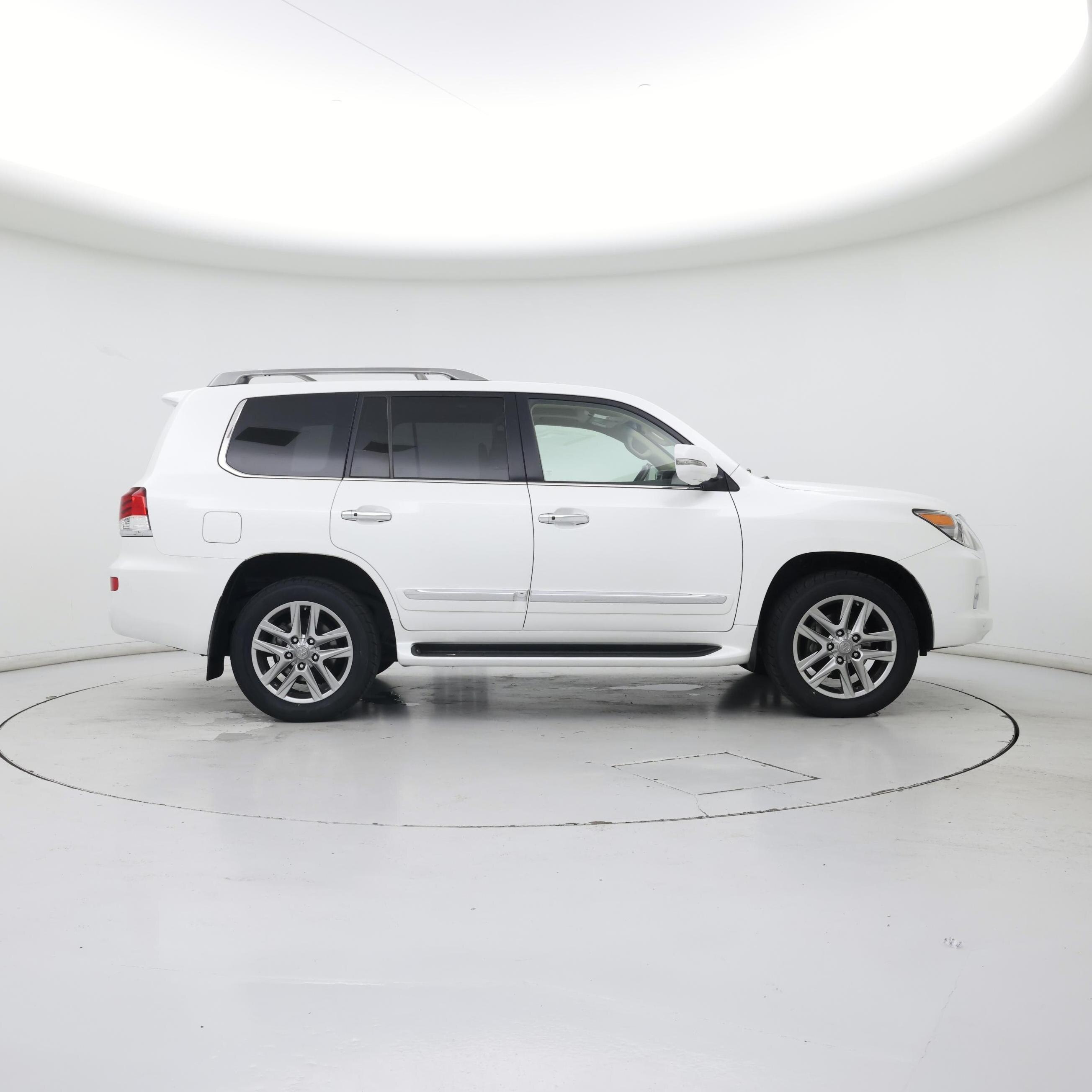 Thumbnail: 2013 Lexus LX - 7