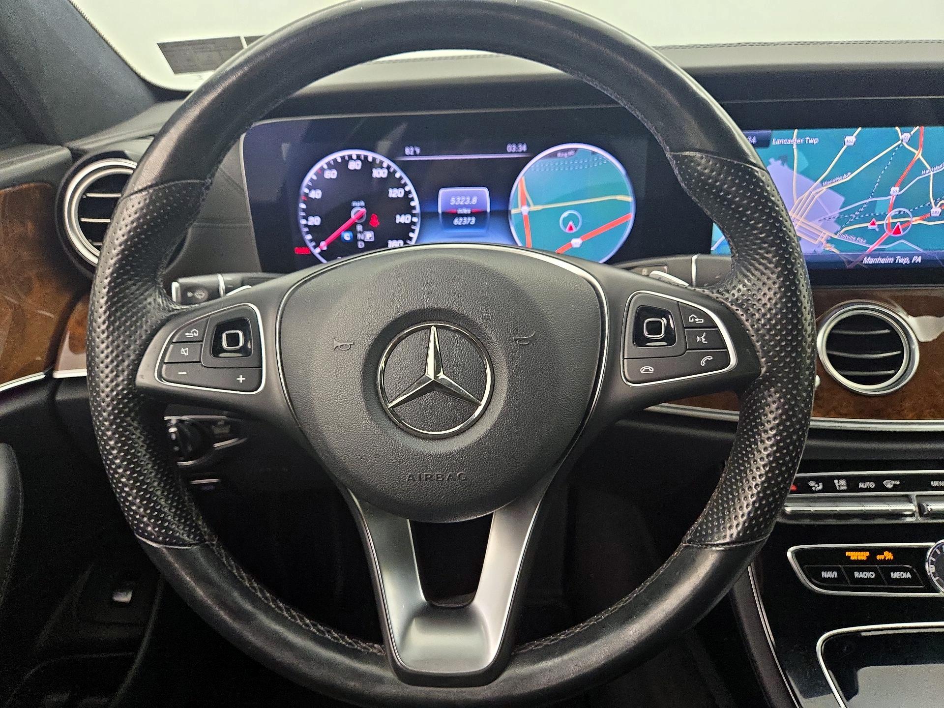 Thumbnail: 2018 Mercedes-Benz E-Class - 10