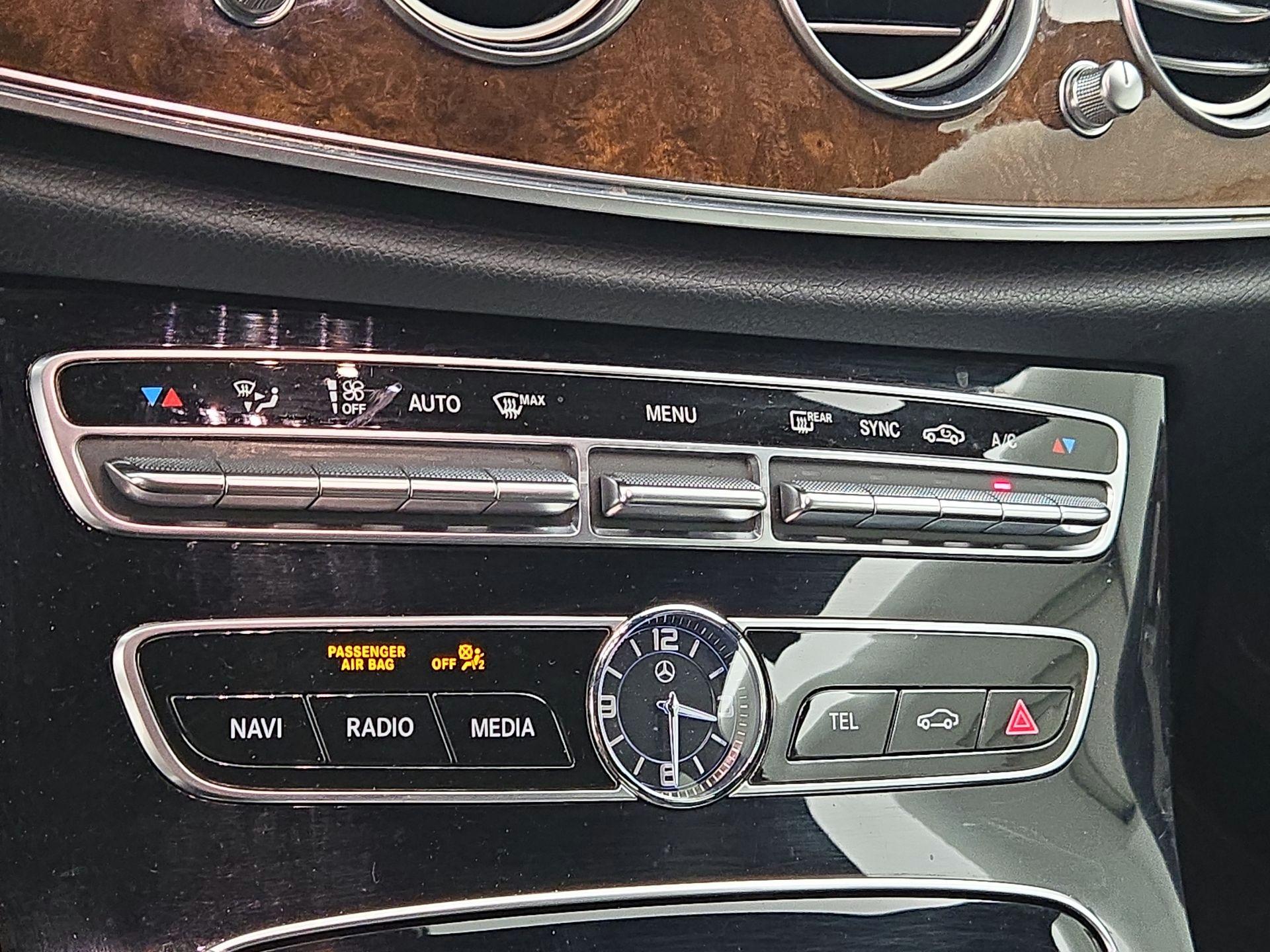 Thumbnail: 2018 Mercedes-Benz E-Class - 17