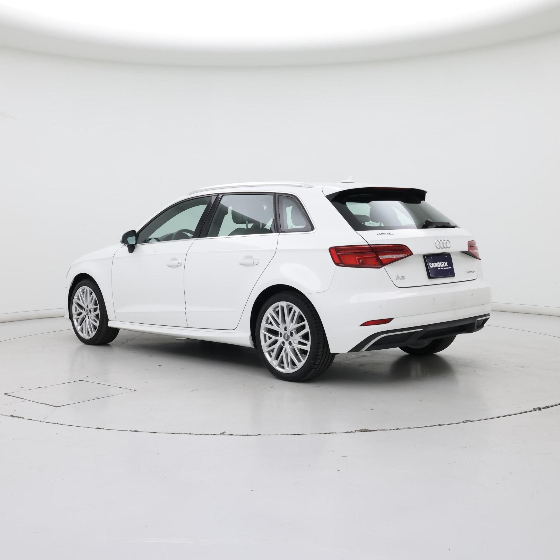 Thumbnail: 2018 Audi A3 - 2