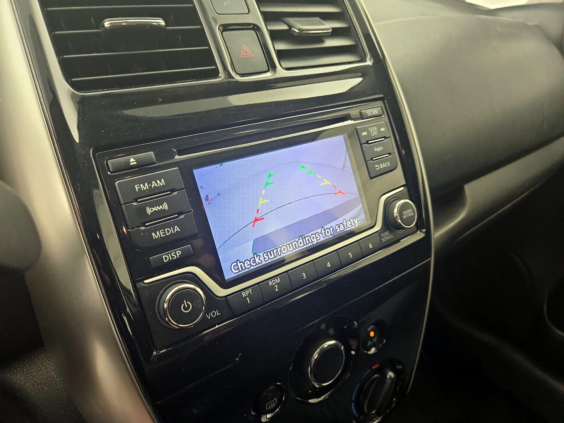 Thumbnail: 2015 Nissan Versa Note - 14