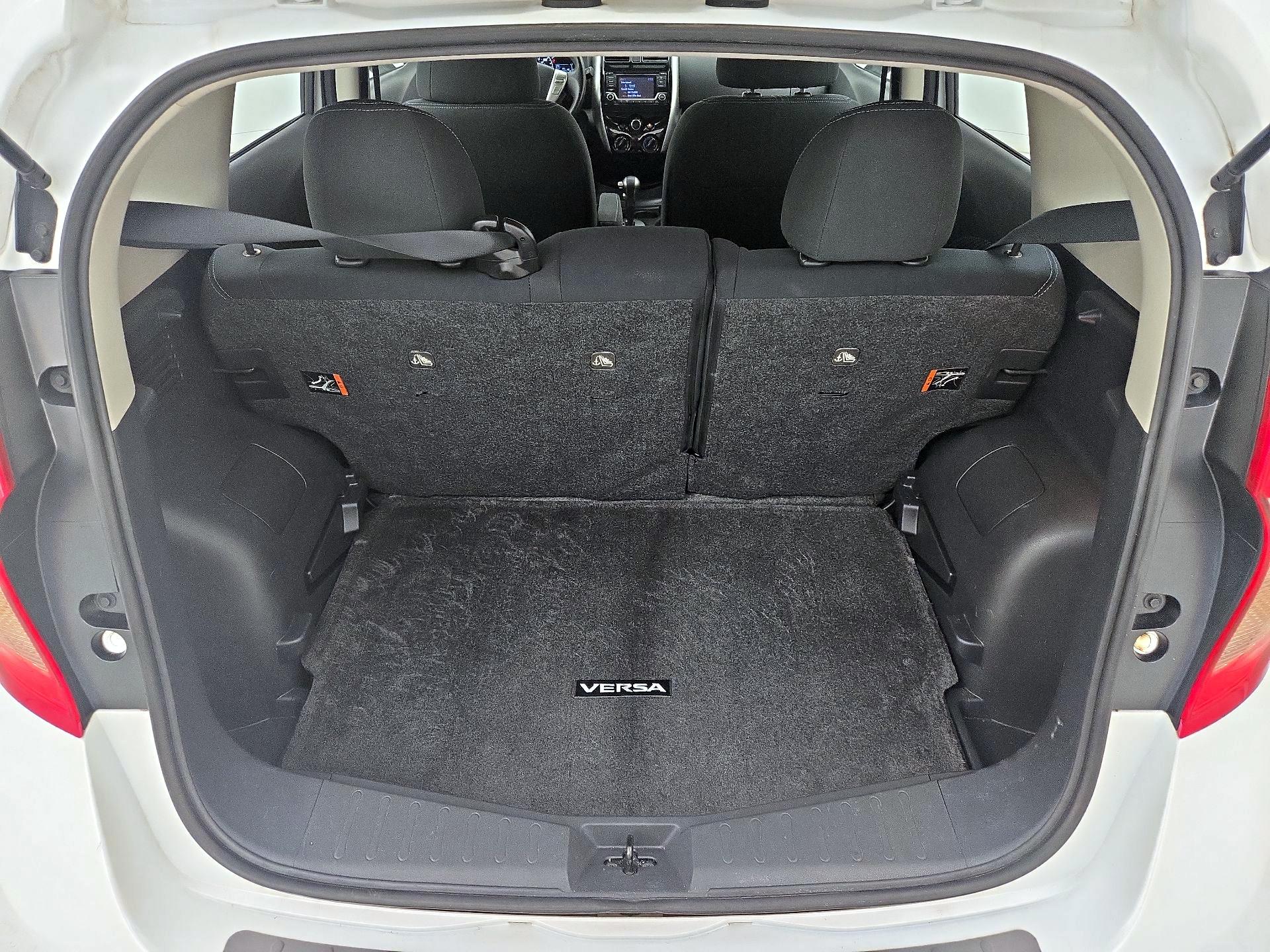 Thumbnail: 2015 Nissan Versa Note - 20