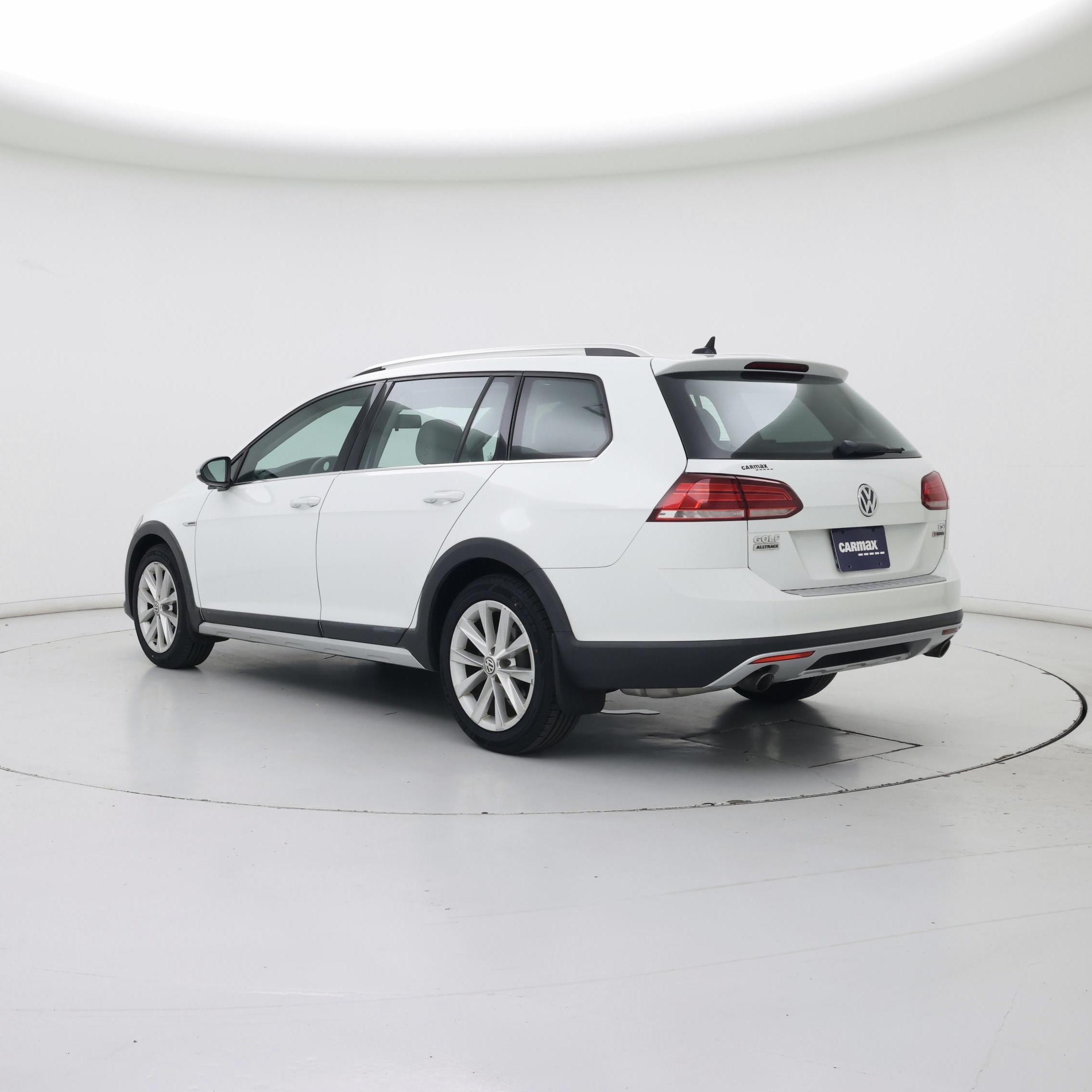 Thumbnail: 2018 Volkswagen Golf - 2