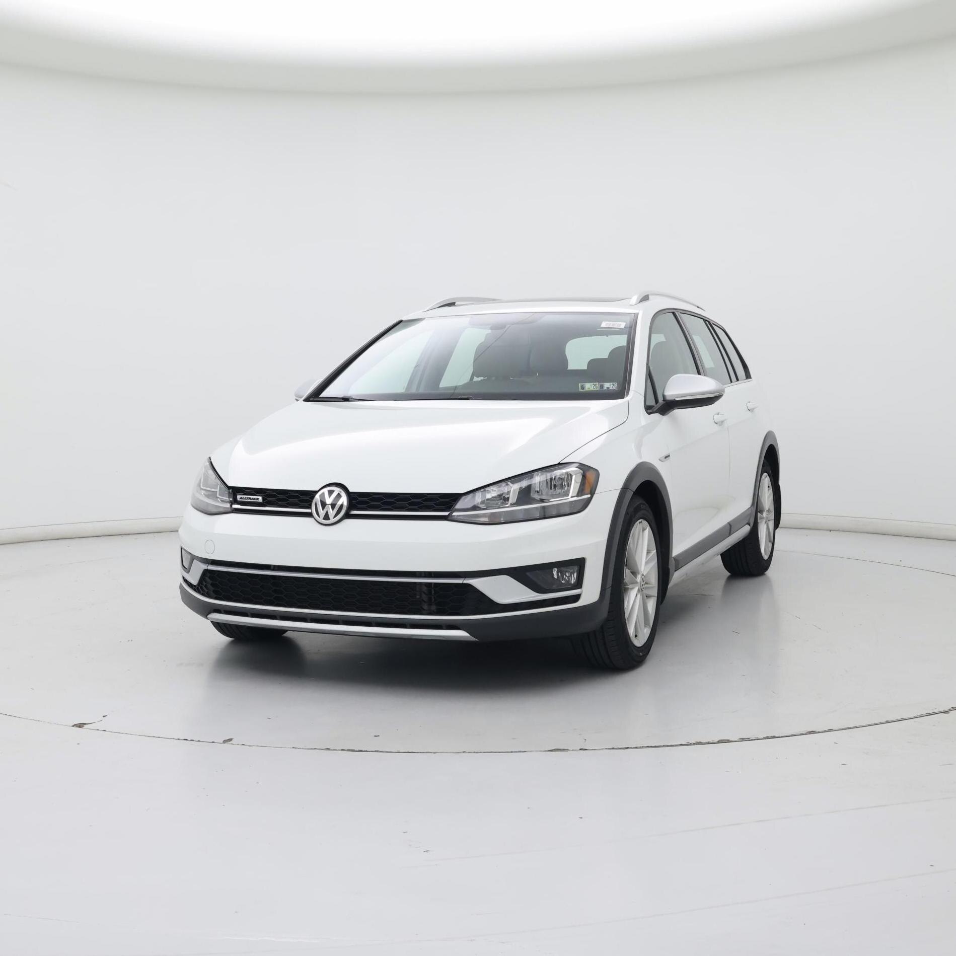 Thumbnail: 2018 Volkswagen Golf - 4