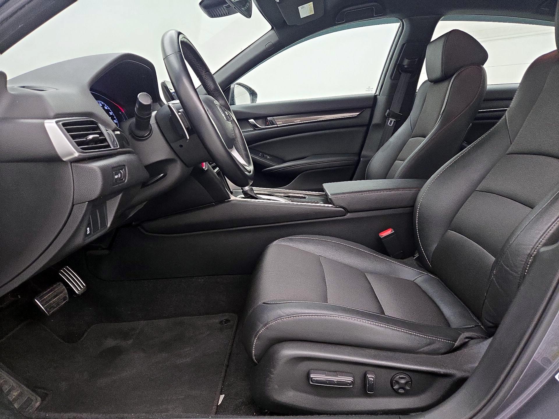 Thumbnail: 2019 Honda Accord - 11