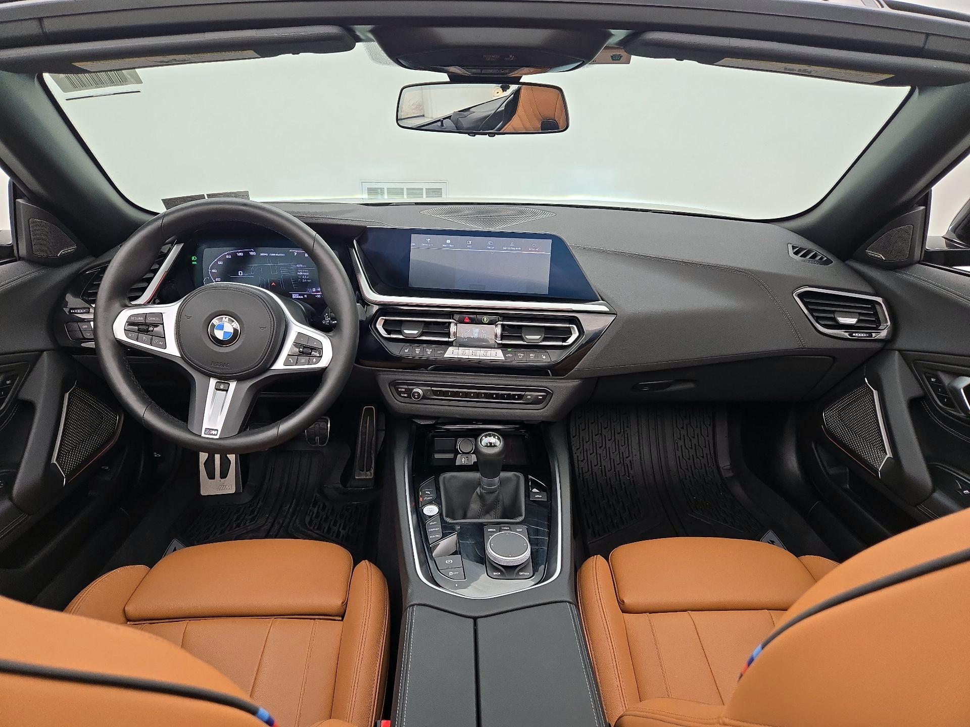 Thumbnail: 2025 BMW Z4 - 9