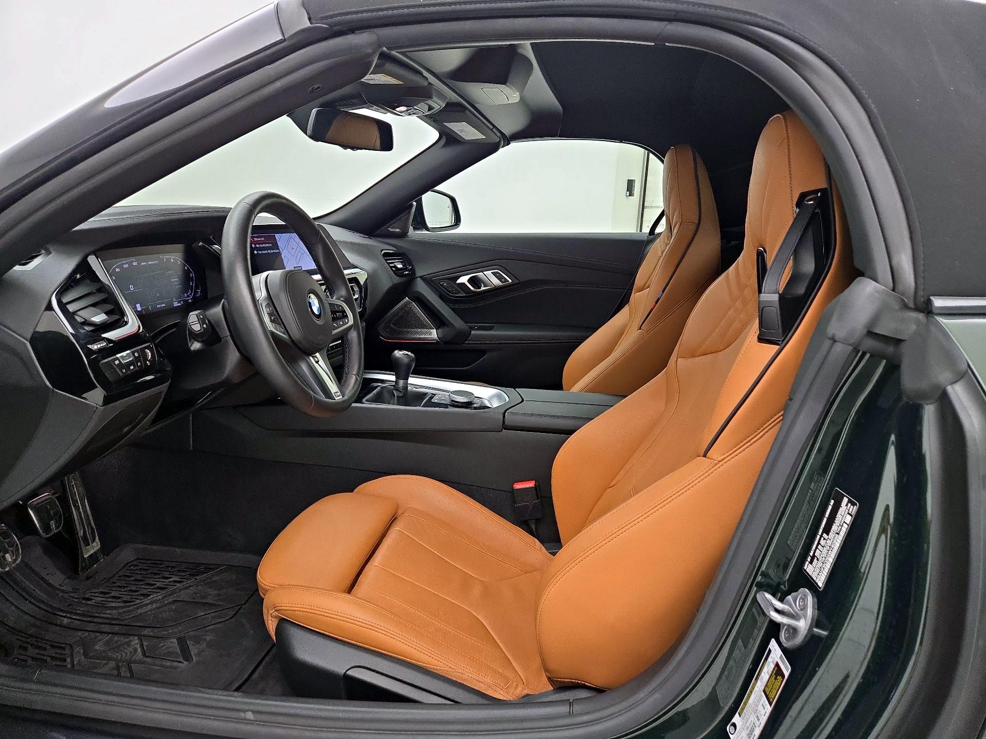 Thumbnail: 2025 BMW Z4 - 11
