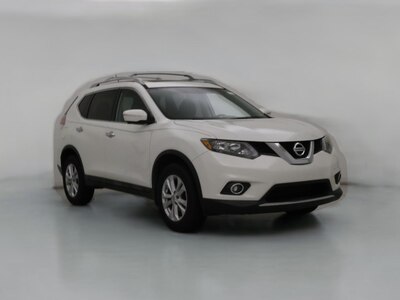 White 2014 Nissan Rogue SV