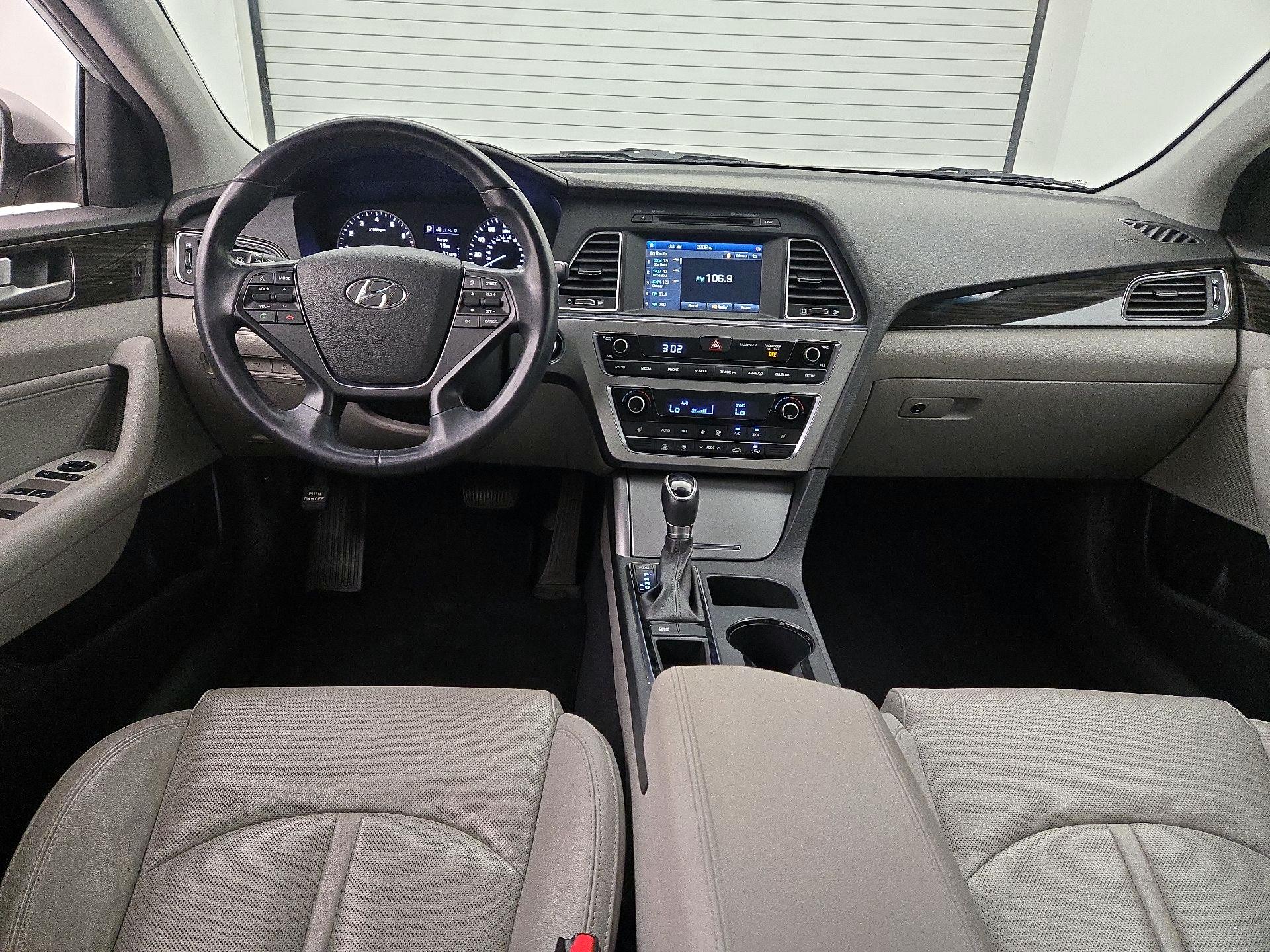Thumbnail: 2017 Hyundai Sonata - 9