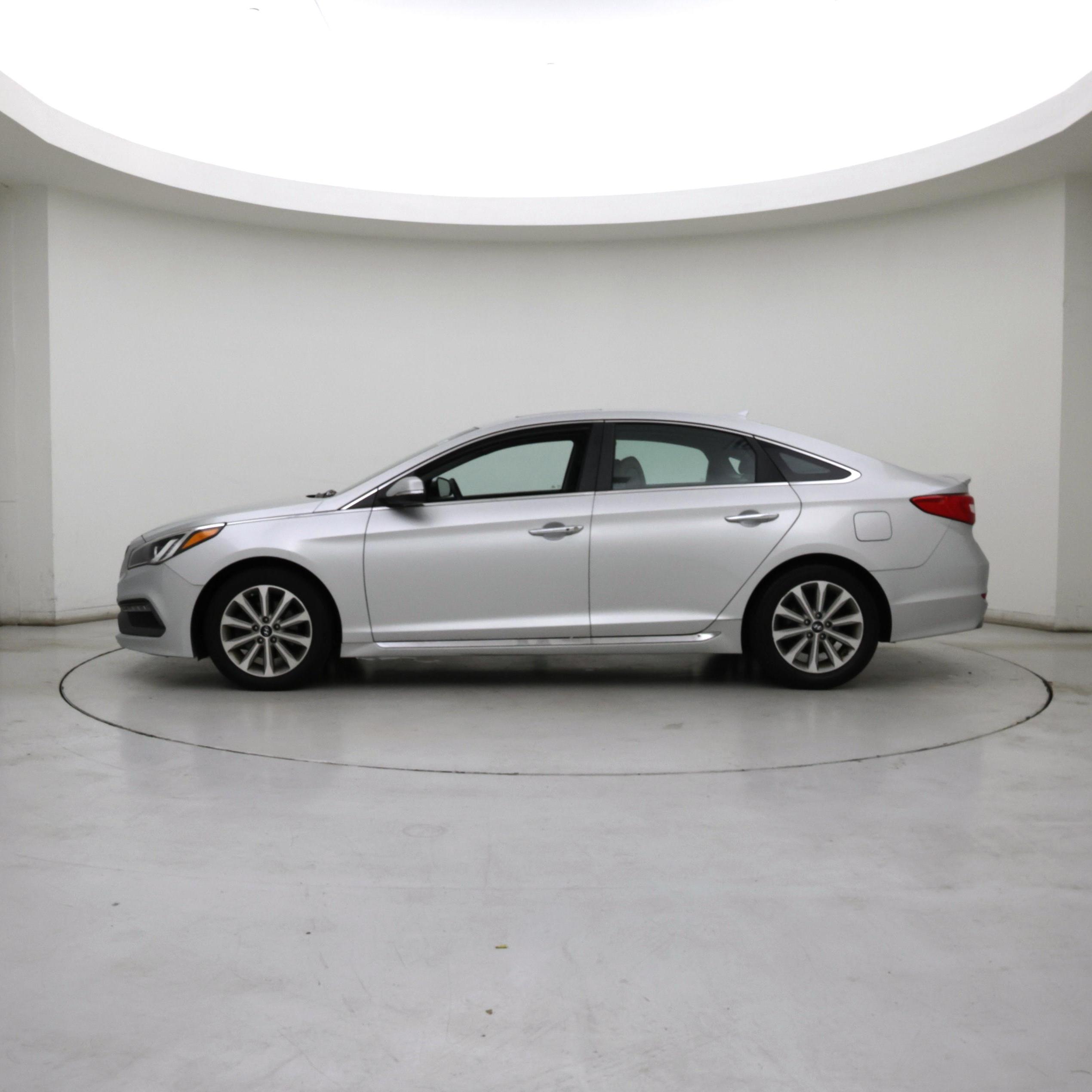 Thumbnail: 2017 Hyundai Sonata - 3