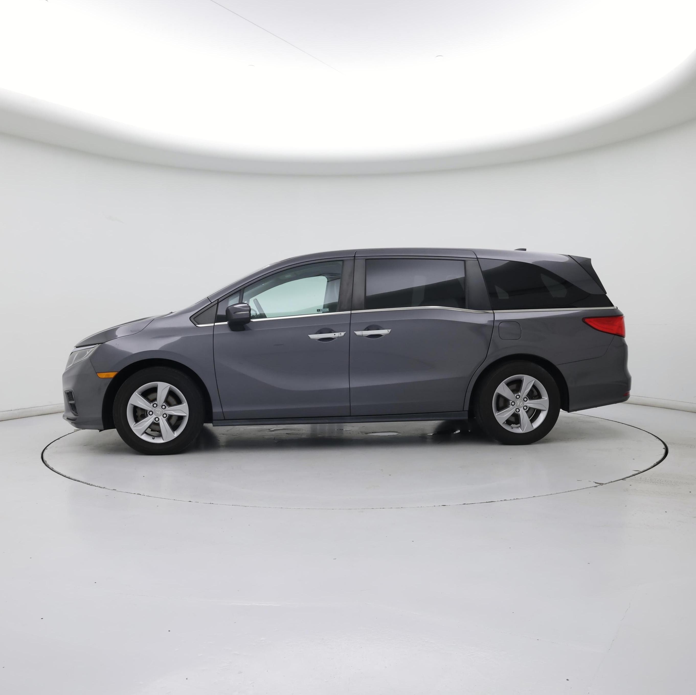 Thumbnail: 2019 Honda Odyssey - 3