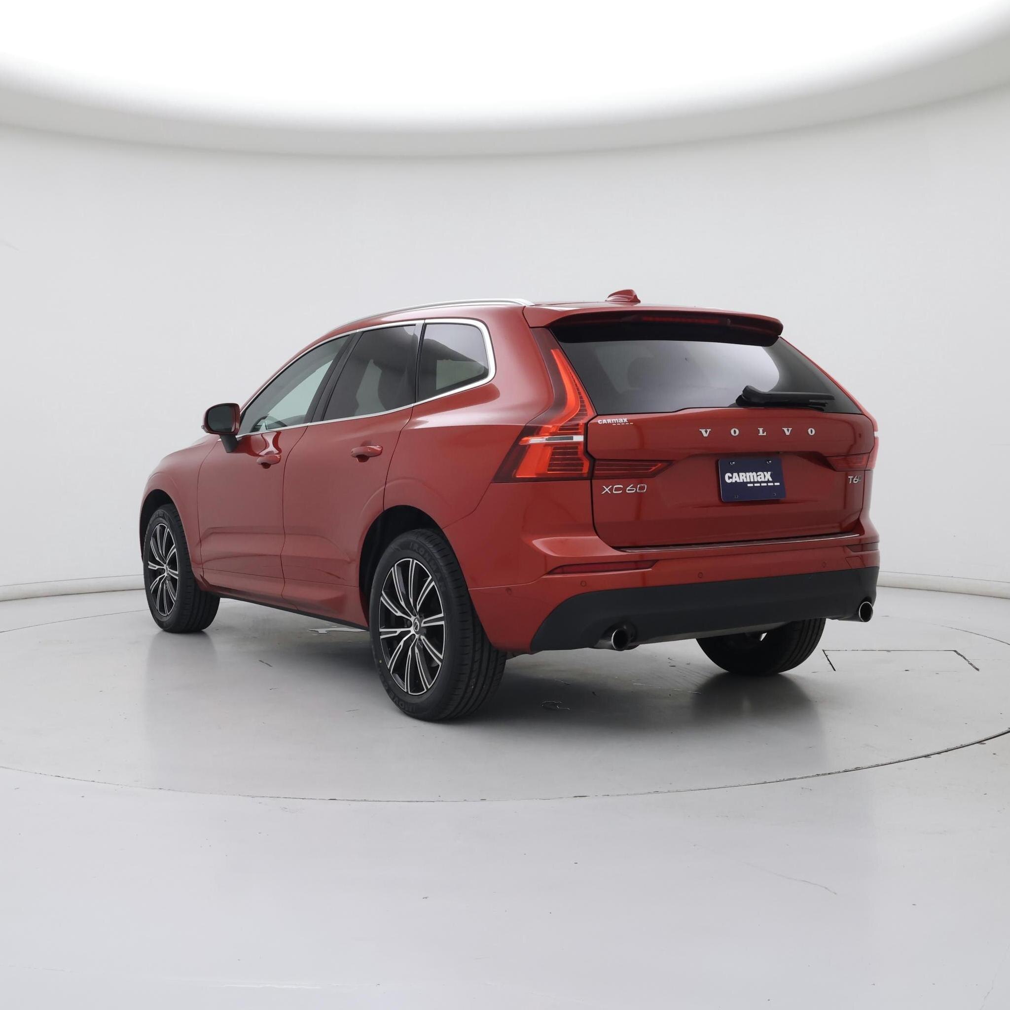 Thumbnail: 2019 Volvo XC60 - 2