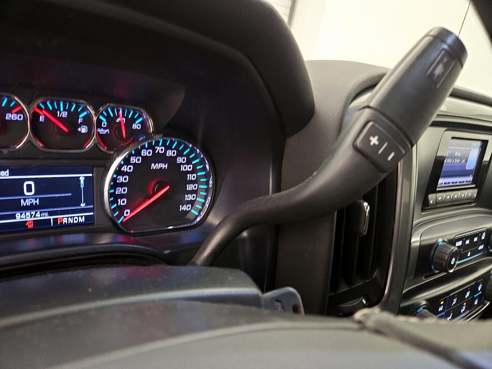 Thumbnail: 2015 Chevrolet Silverado 1500 - 16