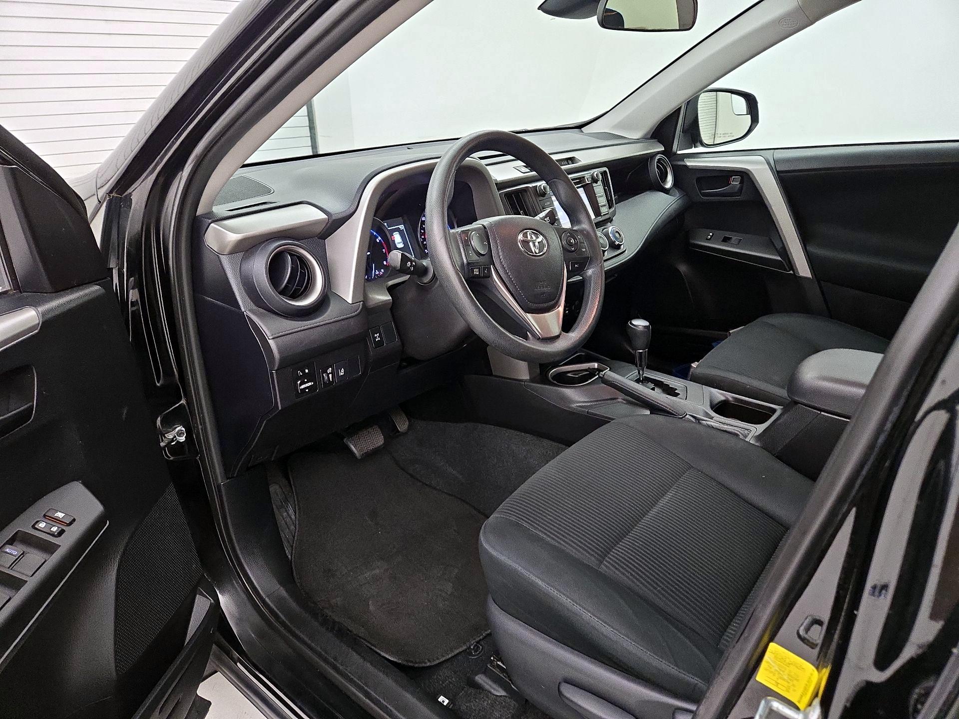 Thumbnail: 2017 Toyota RAV4 - 11