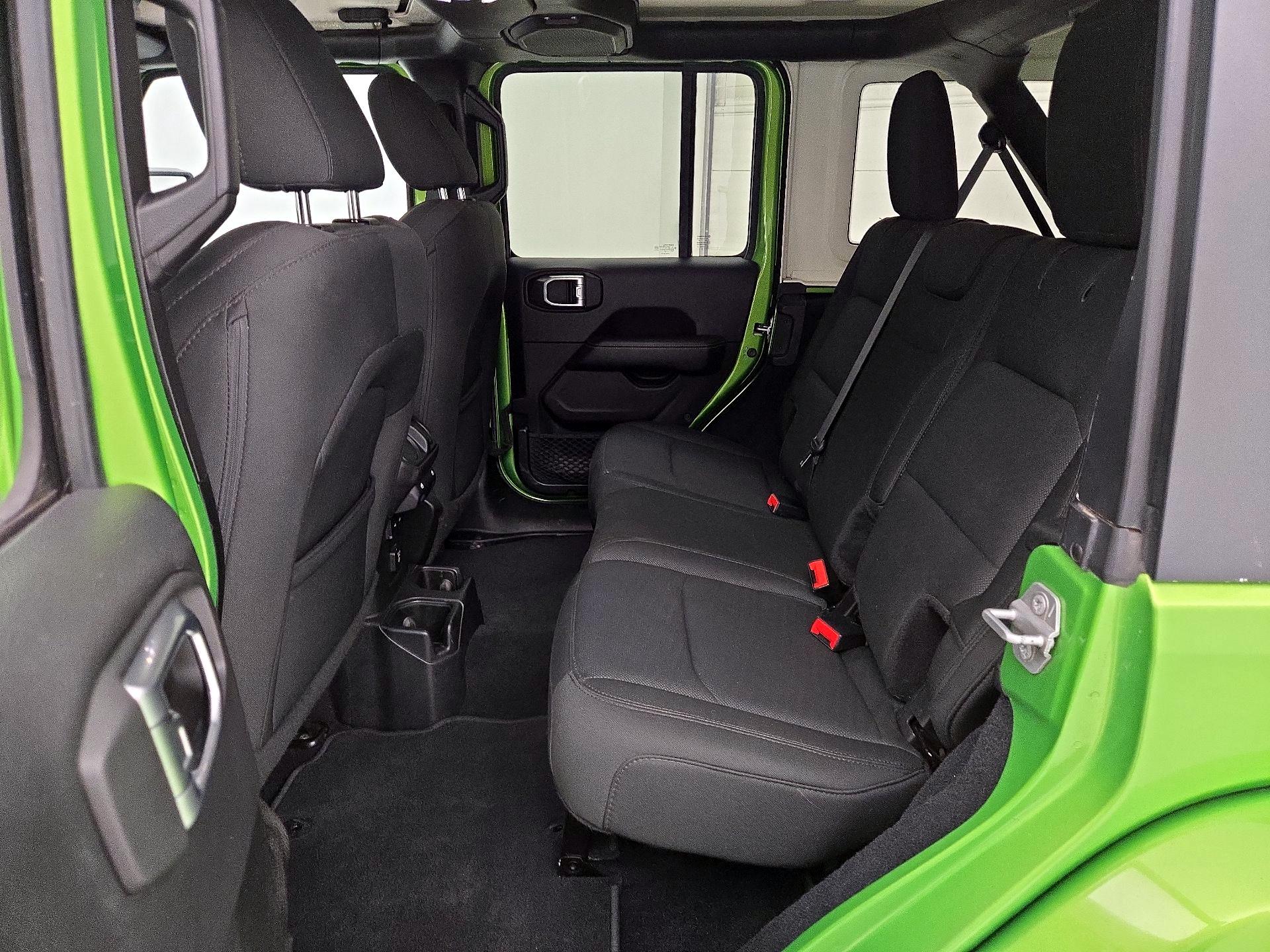 Thumbnail: 2019 Jeep Wrangler - 19