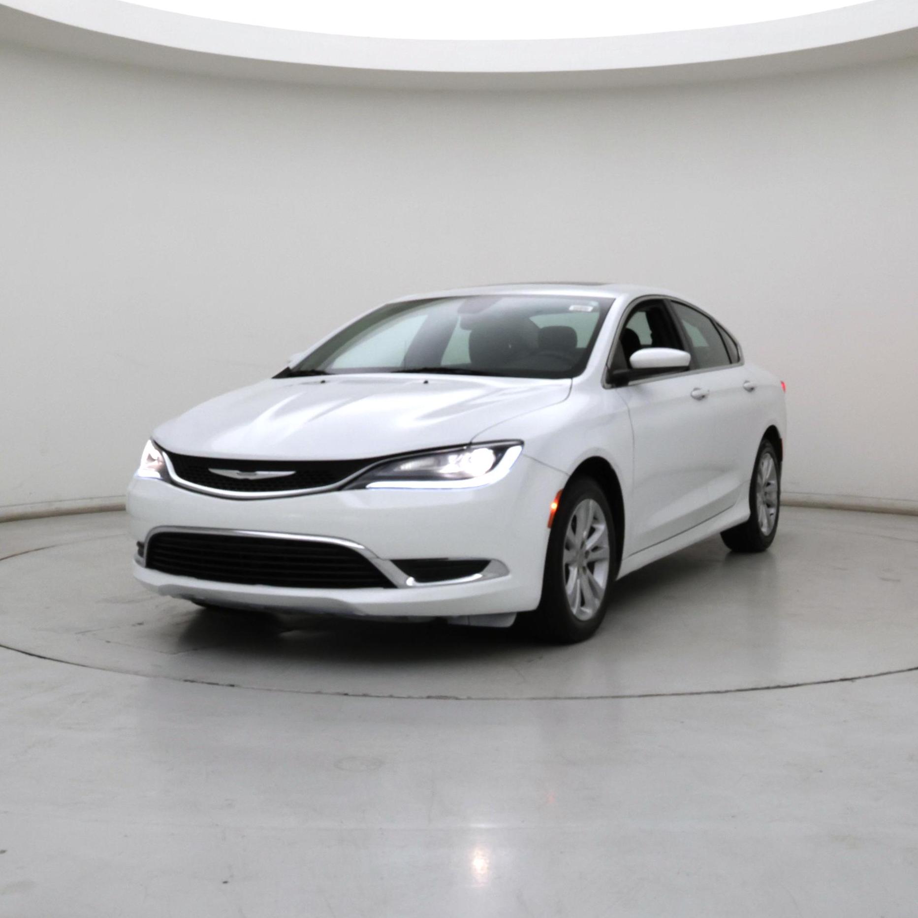 Thumbnail: 2016 Chrysler 200 - 4