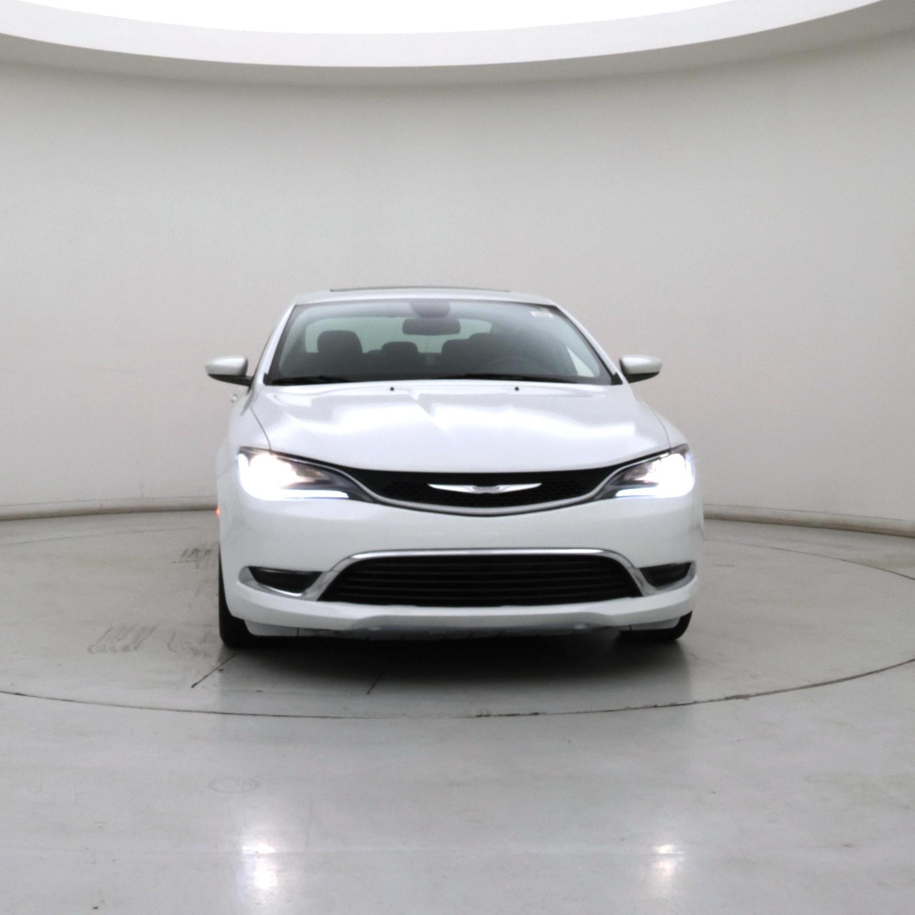 Thumbnail: 2016 Chrysler 200 - 5