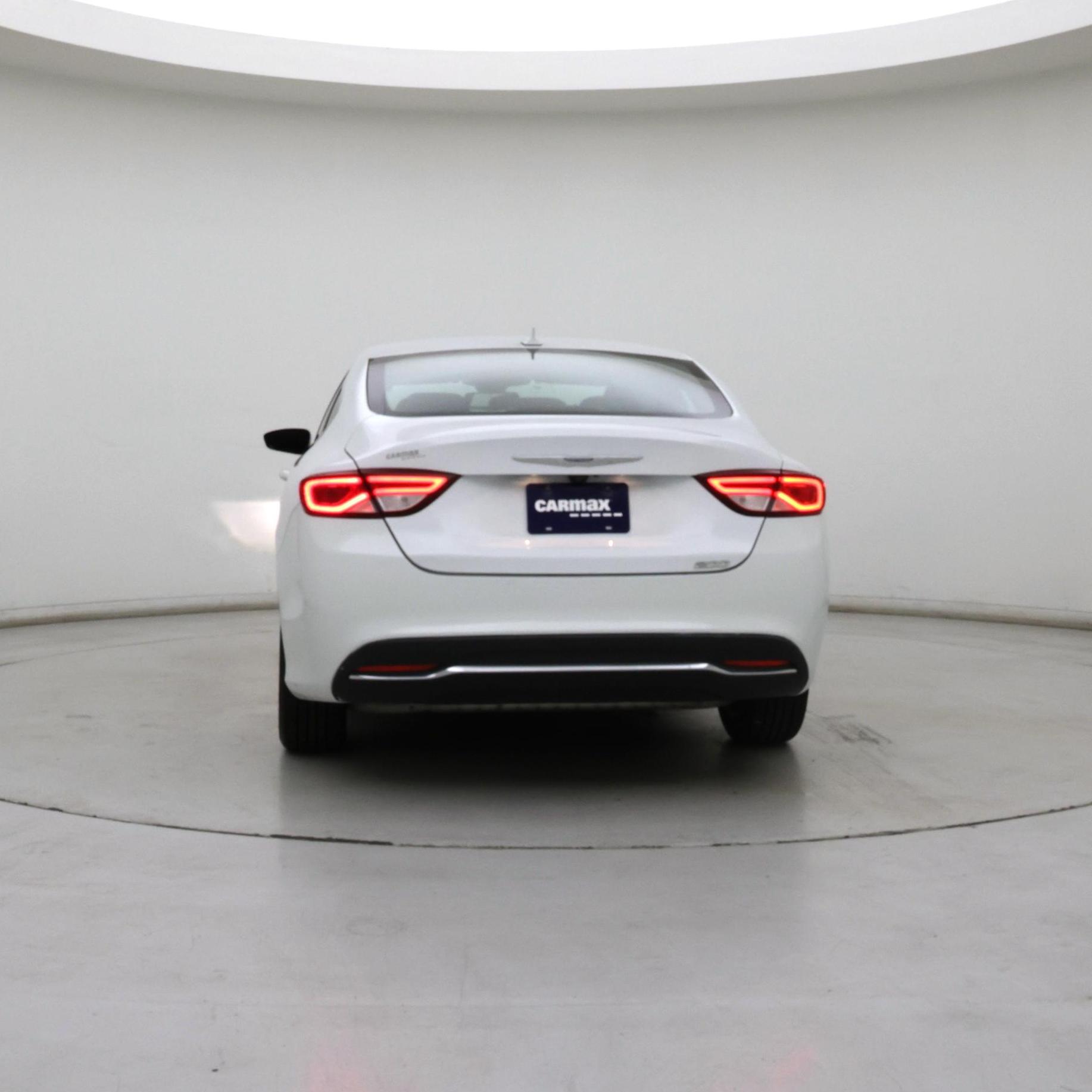 Thumbnail: 2016 Chrysler 200 - 6