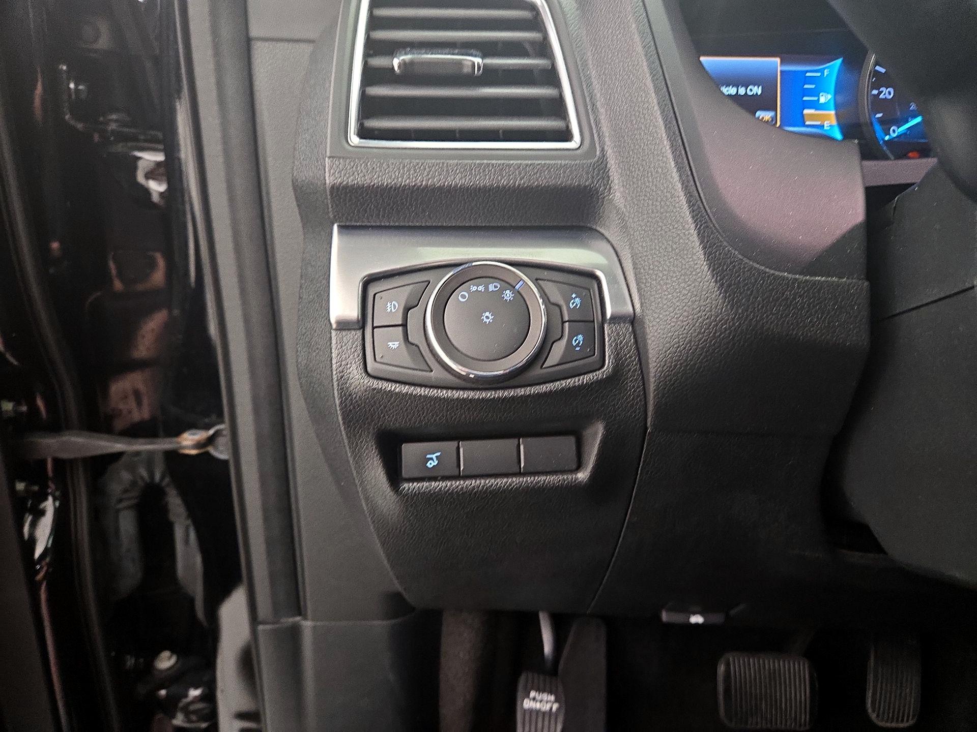 Thumbnail: 2018 Ford Explorer - 13