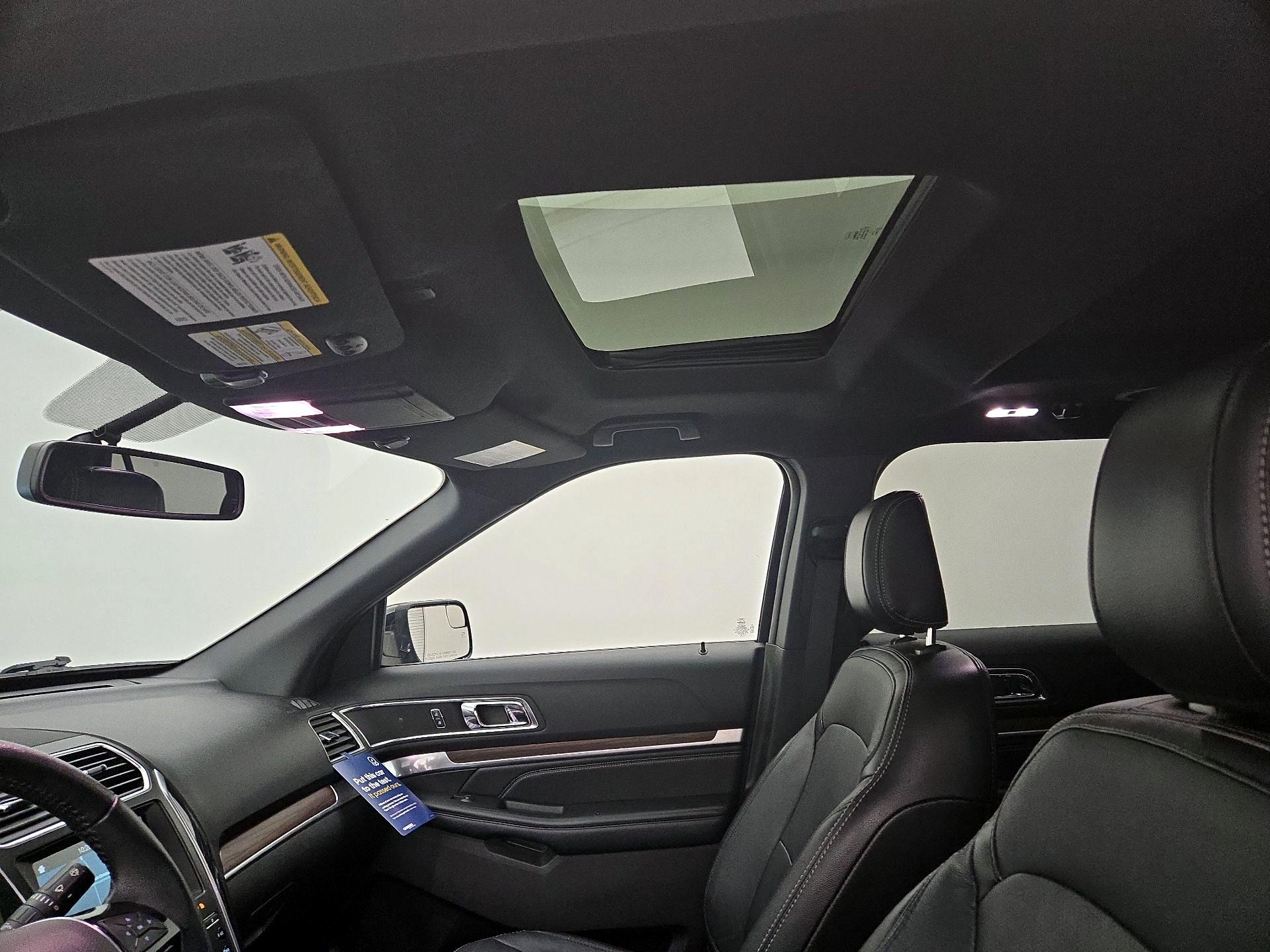 Thumbnail: 2018 Ford Explorer - 20