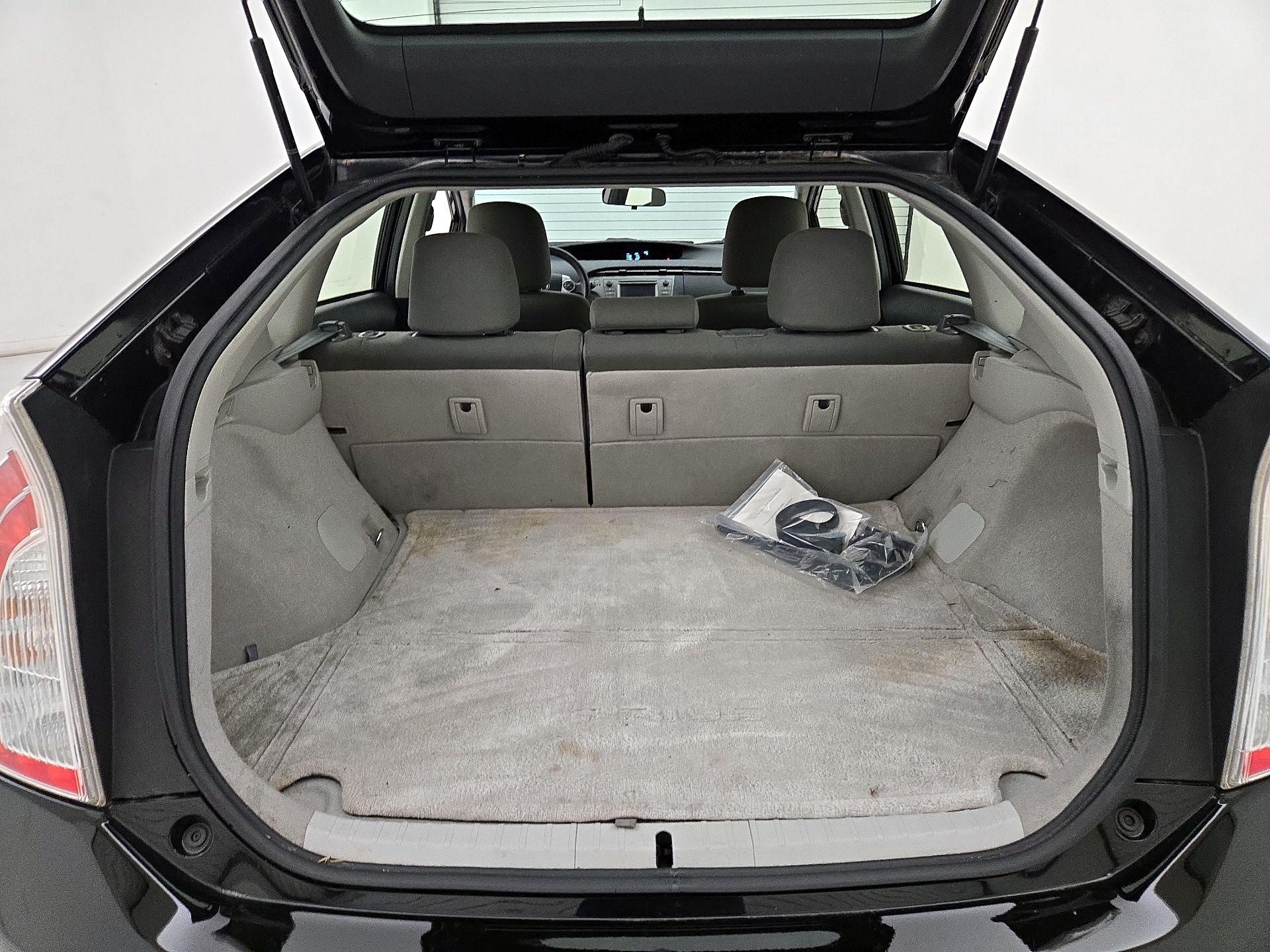 Thumbnail: 2014 Toyota Prius - 19