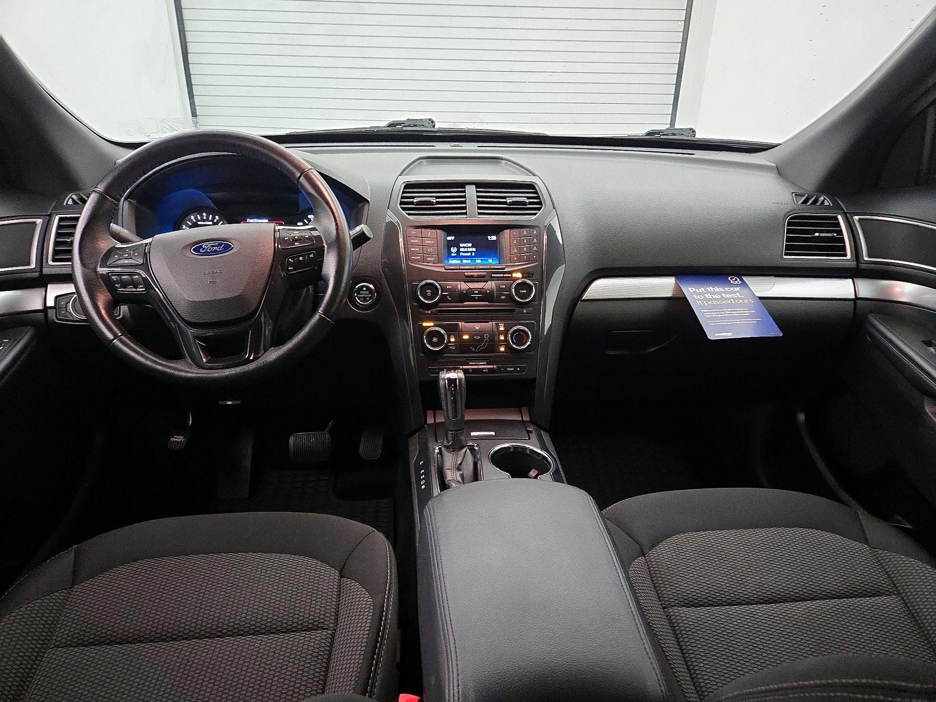 Thumbnail: 2017 Ford Explorer - 9