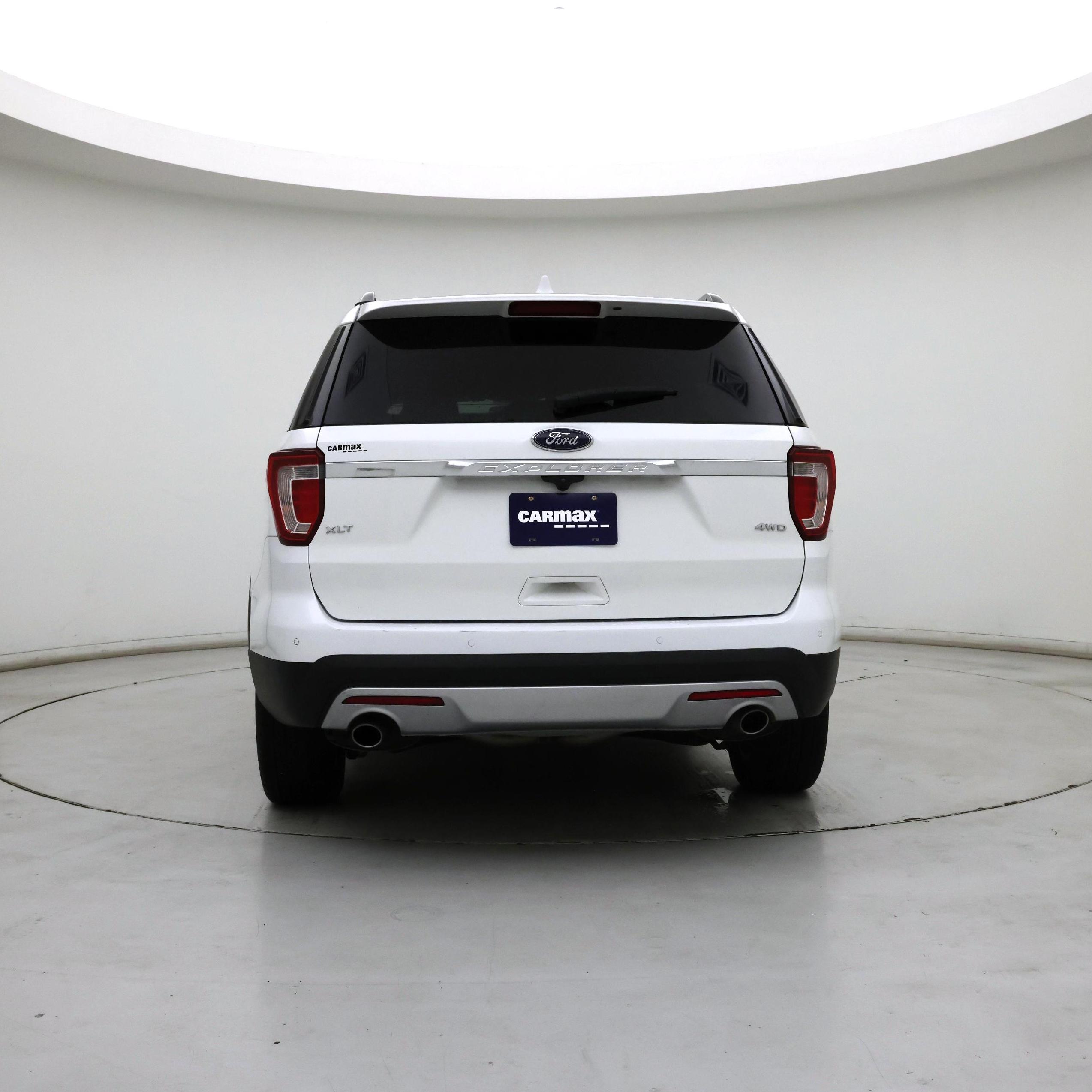 Thumbnail: 2017 Ford Explorer - 6