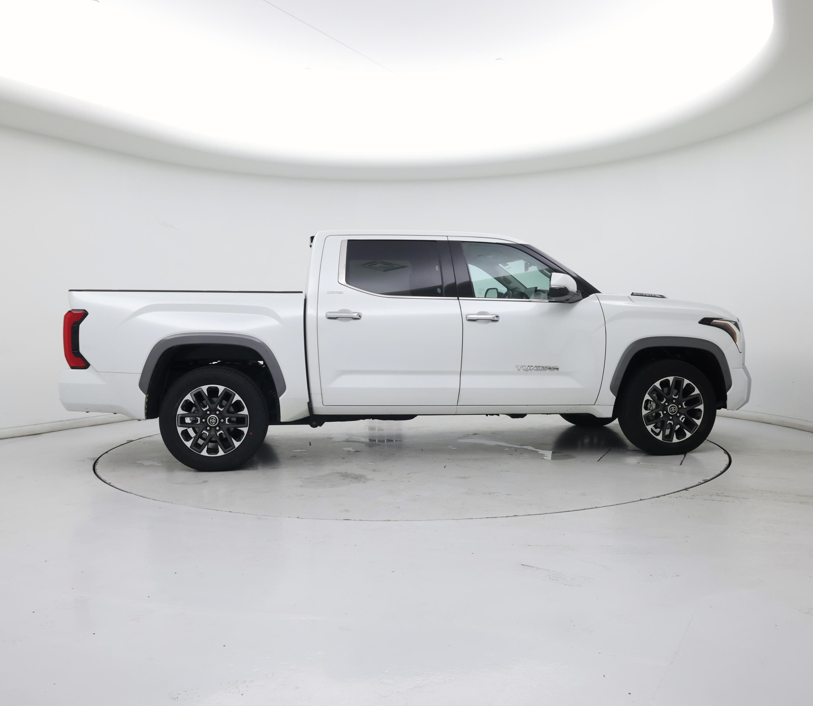 Thumbnail: 2023 Toyota Tundra - 7