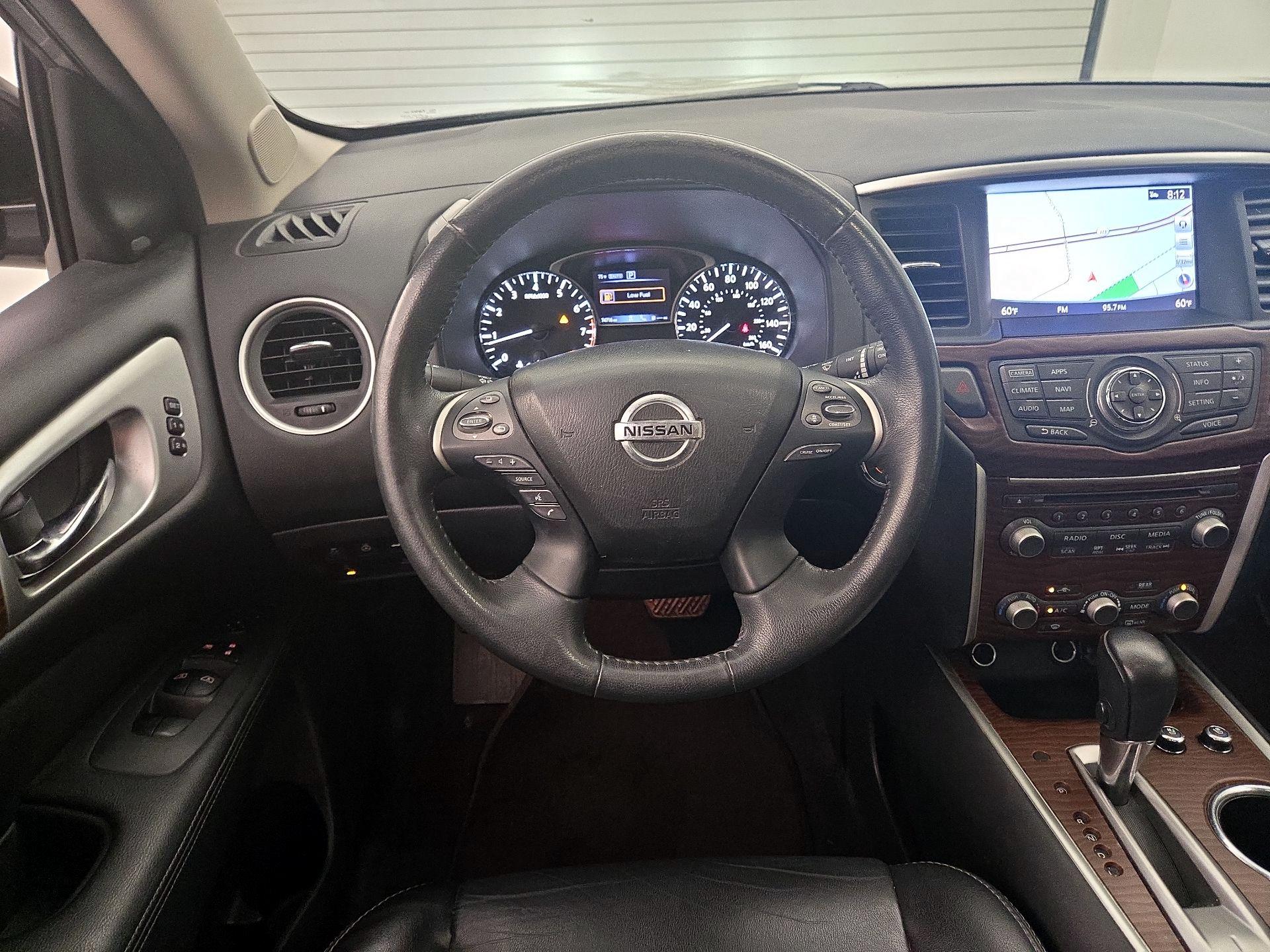 Thumbnail: 2017 Nissan Pathfinder - 10
