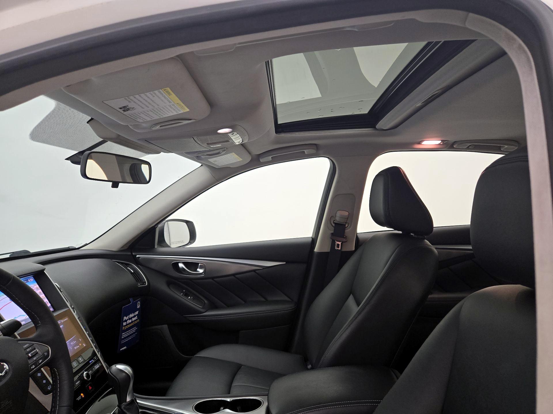 Thumbnail: 2015 INFINITI Q50 - 20