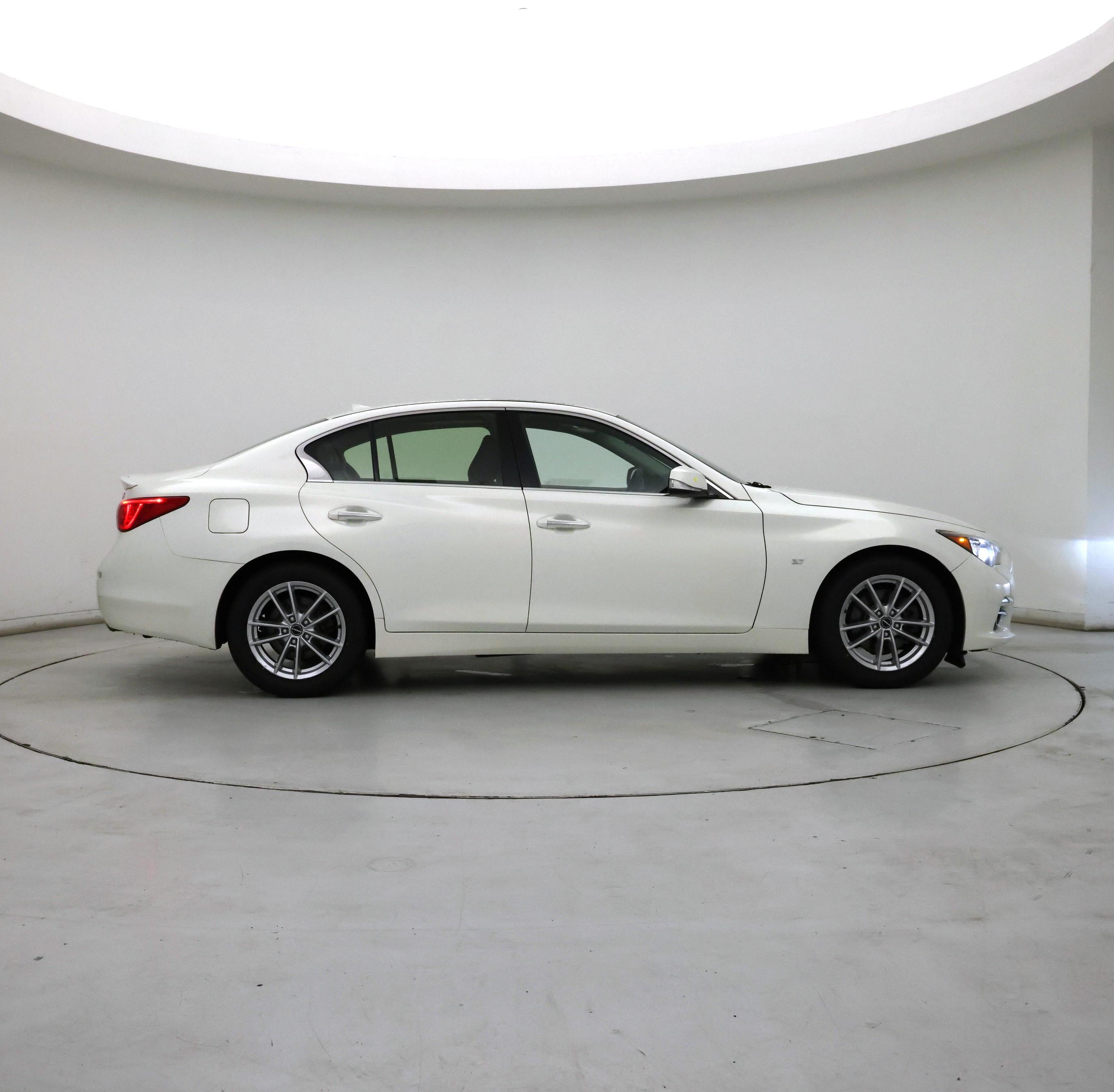 Thumbnail: 2015 INFINITI Q50 - 7