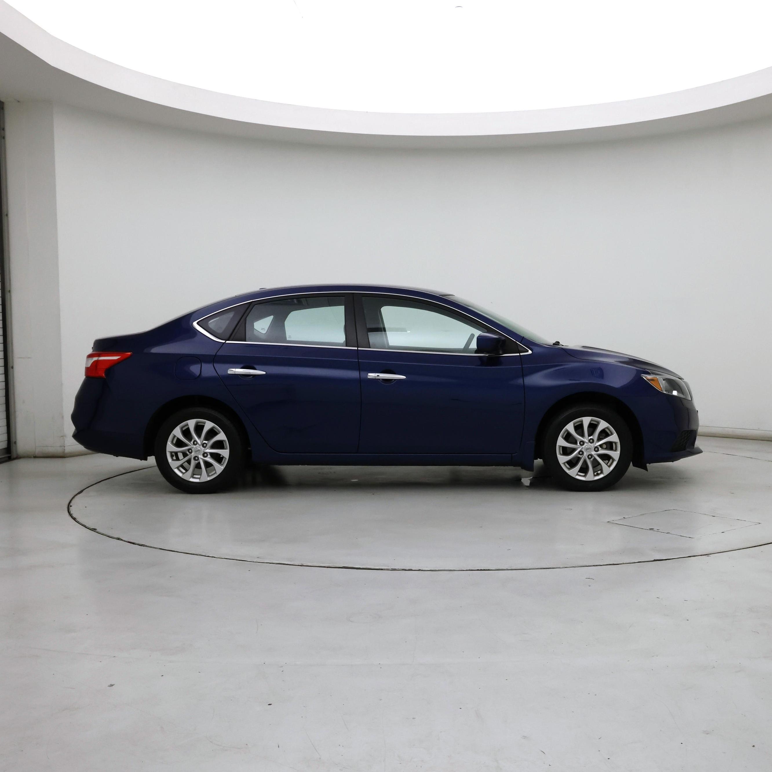 Thumbnail: 2018 Nissan Sentra - 7