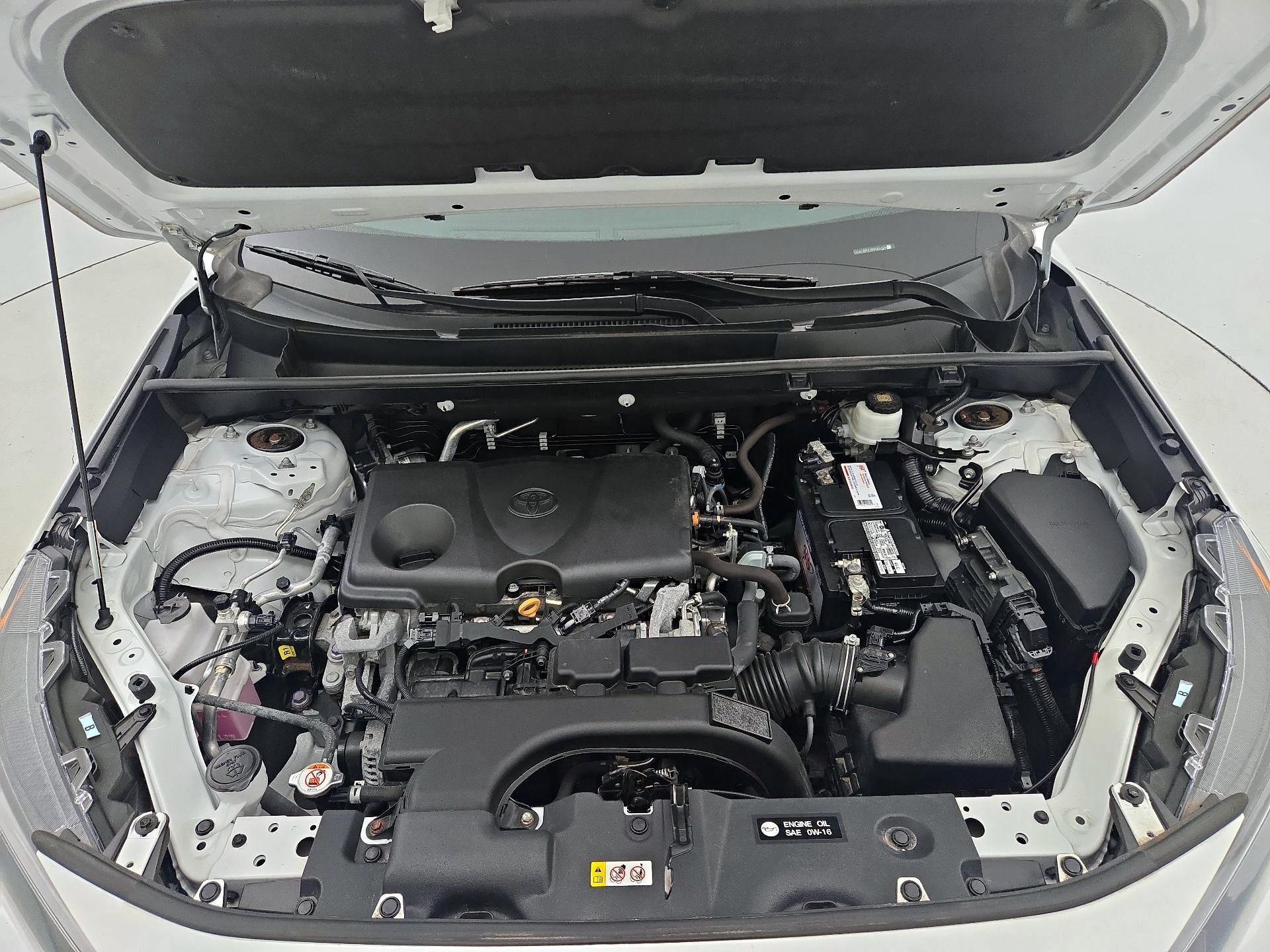 Thumbnail: 2021 Toyota RAV4 - 20