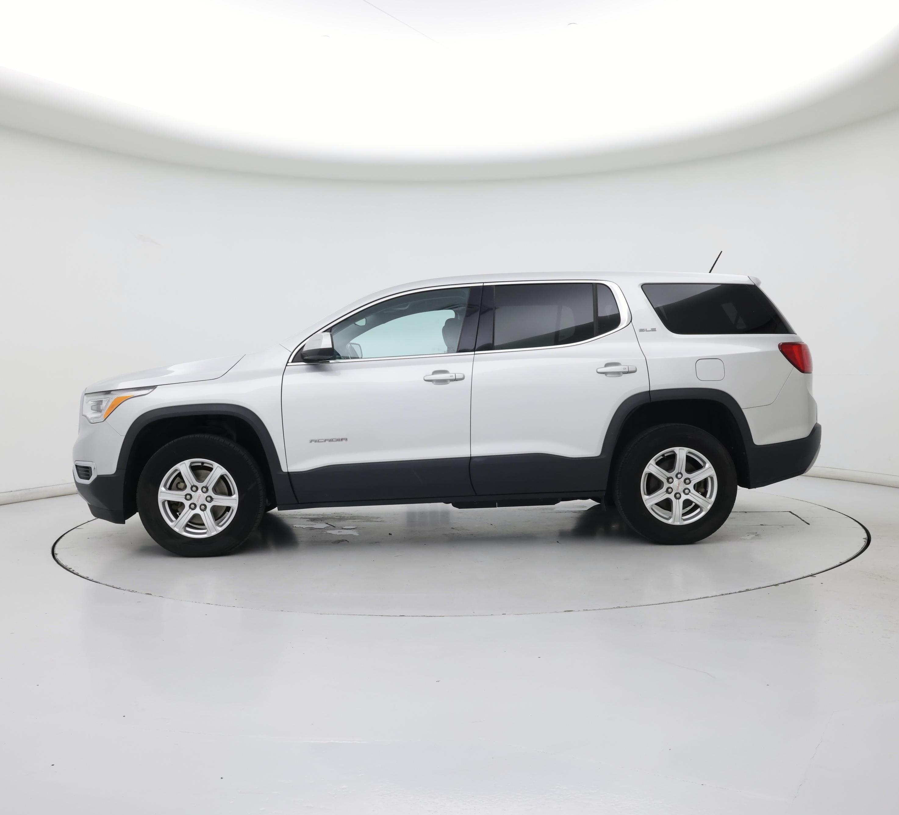 Thumbnail: 2017 GMC Acadia - 3
