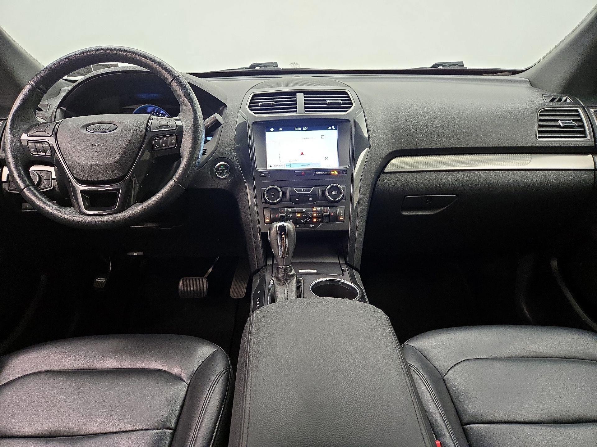 Thumbnail: 2019 Ford Explorer - 9