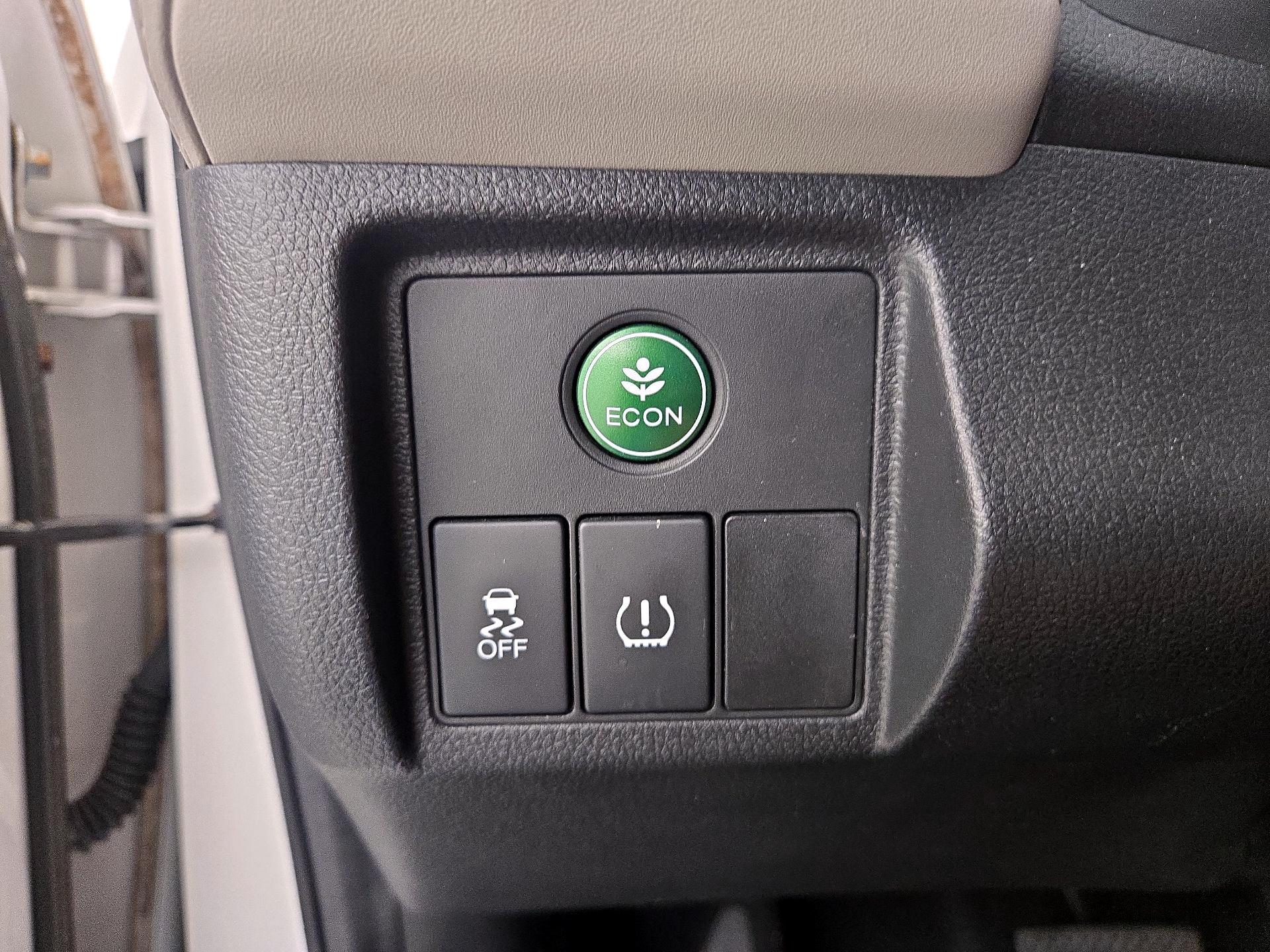 Thumbnail: 2016 Honda HR-V - 13