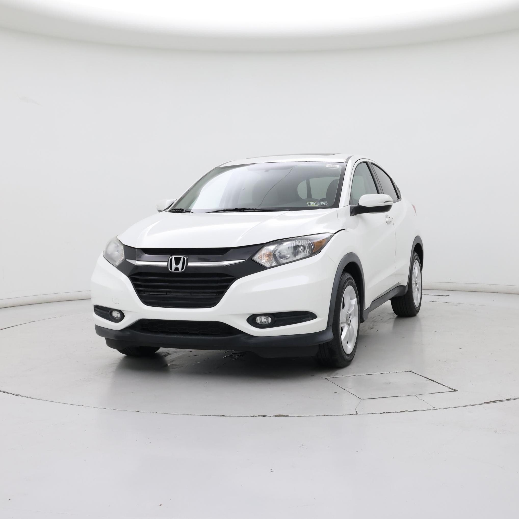 Thumbnail: 2016 Honda HR-V - 4