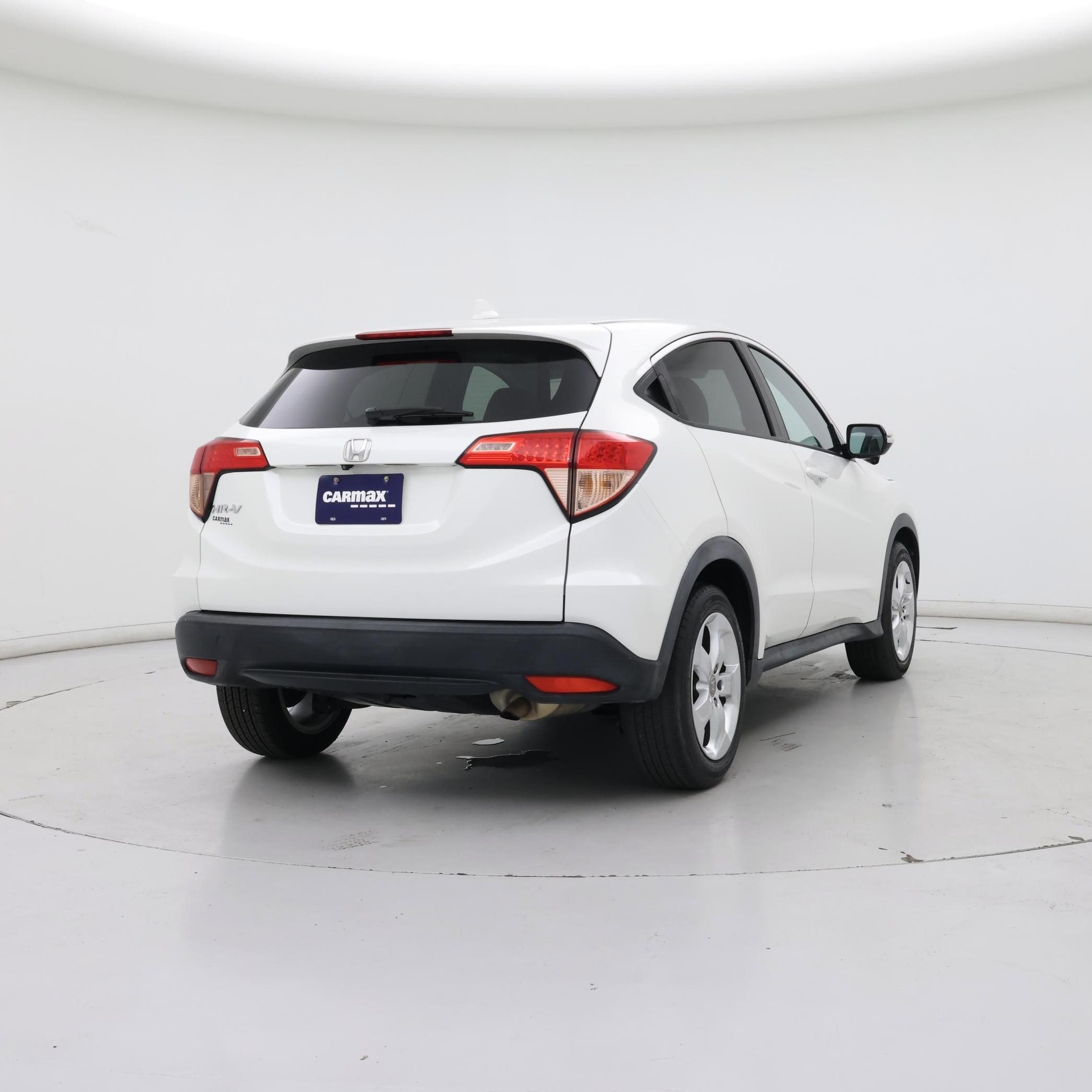 Thumbnail: 2016 Honda HR-V - 8