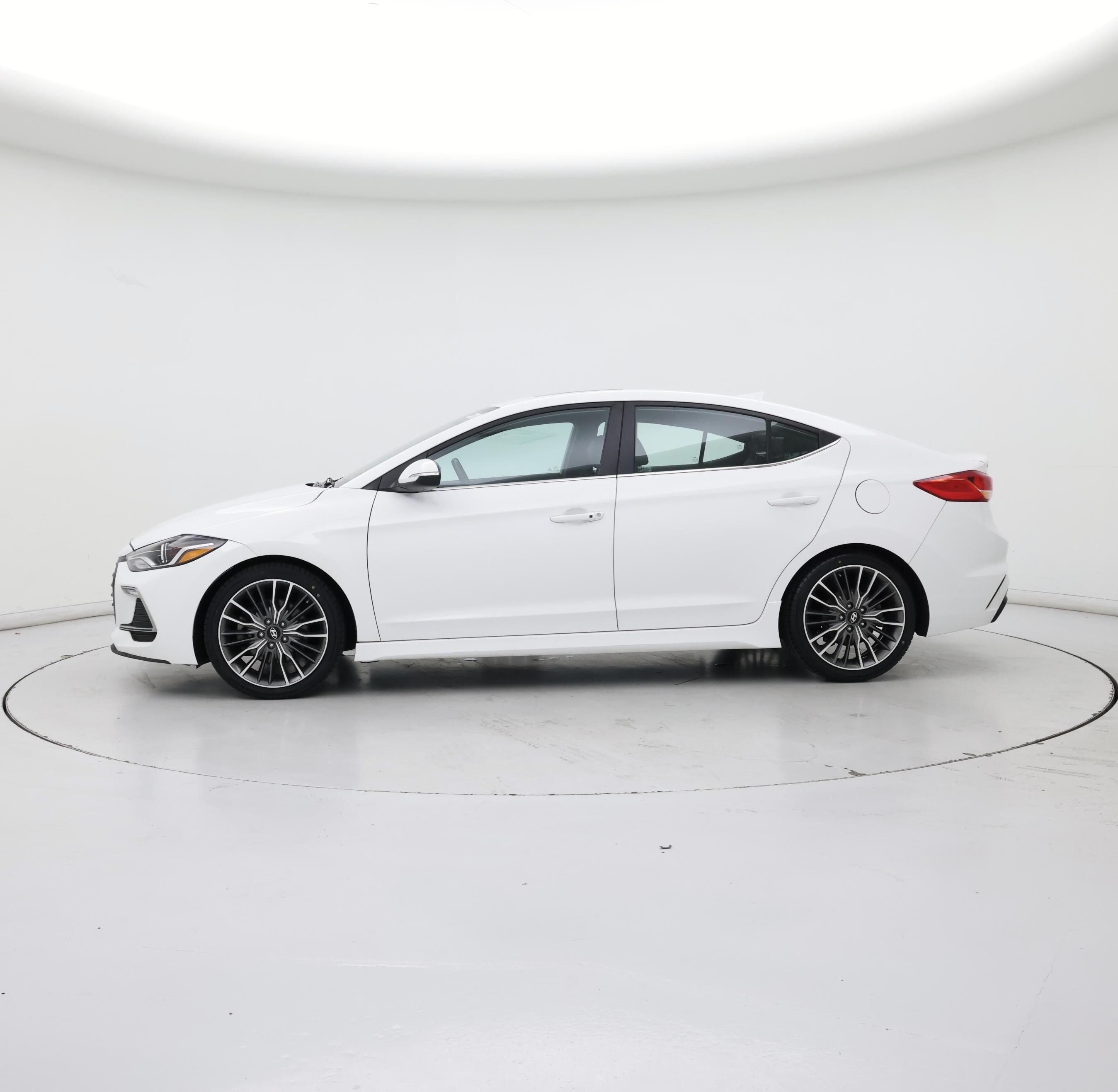 Thumbnail: 2018 Hyundai Elantra - 3